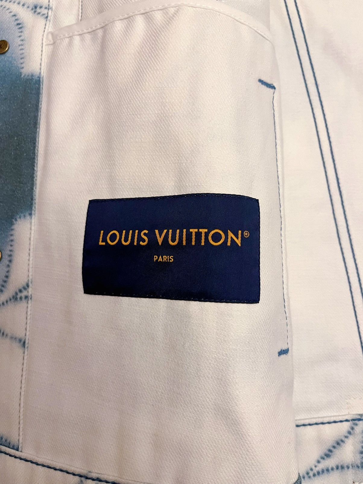 Louis Vuitton Louis Vuitton printed denim jacket Size US M / EU 48-50 / 2 - 4 Thumbnail
