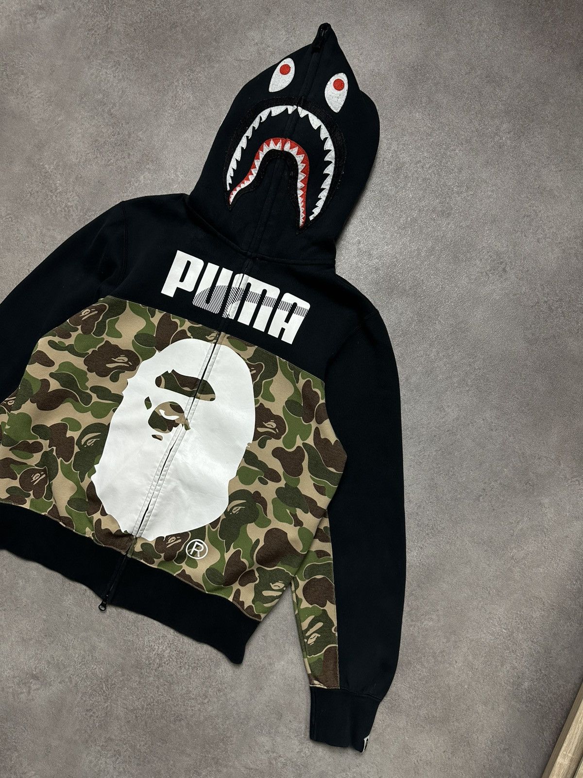 Bape × Puma BAPE X PUMA ABC CAMO SHARK HOODIE USED SIZE MEDIUM BLACK Size US M / EU 48-50 / 2 - 2 Thumbnail