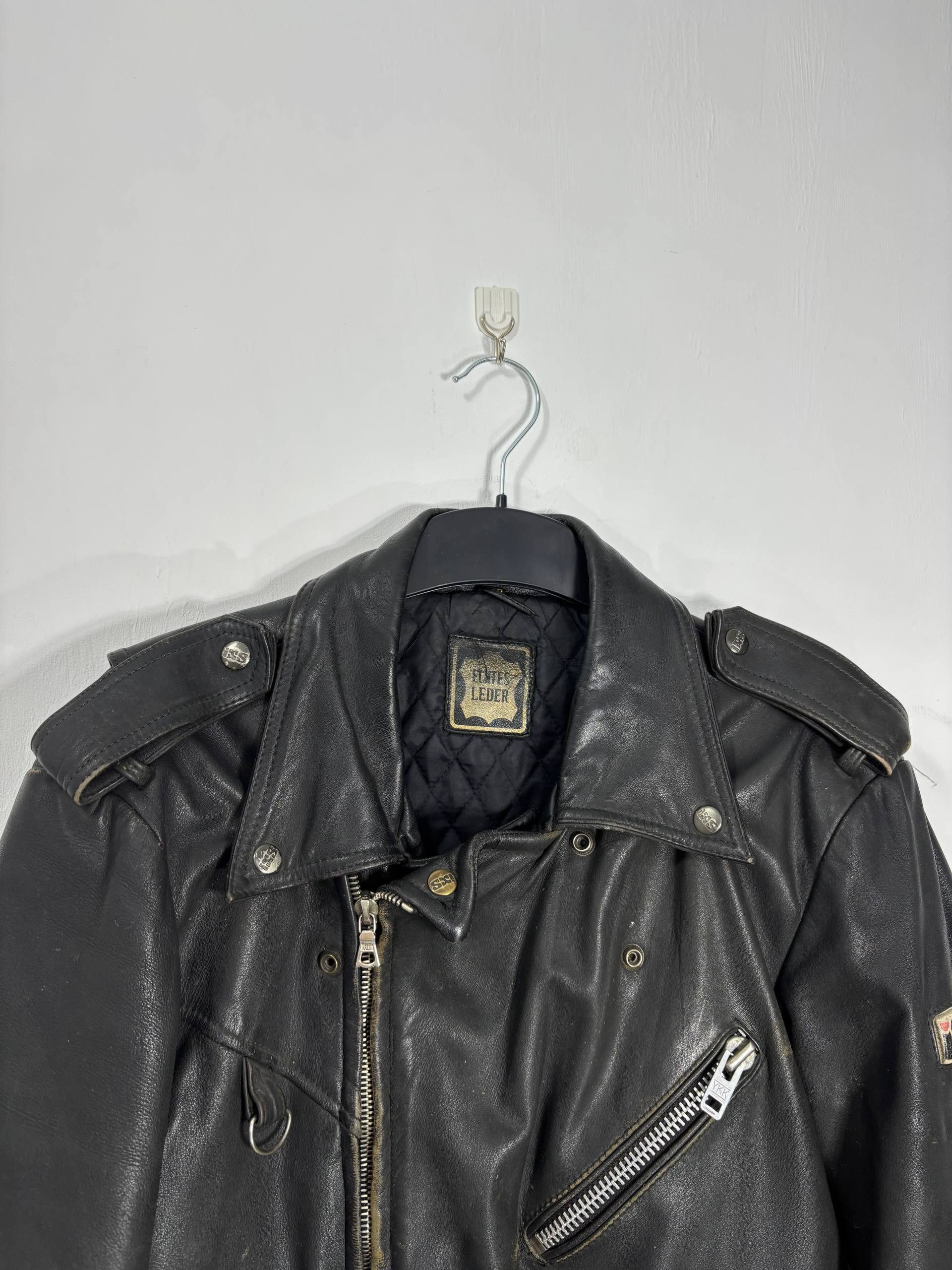 Vintage Vintage IXS Assymetrical Faded Distressed Leather Jacket Size US M / EU 48-50 / 2 - 5 Thumbnail