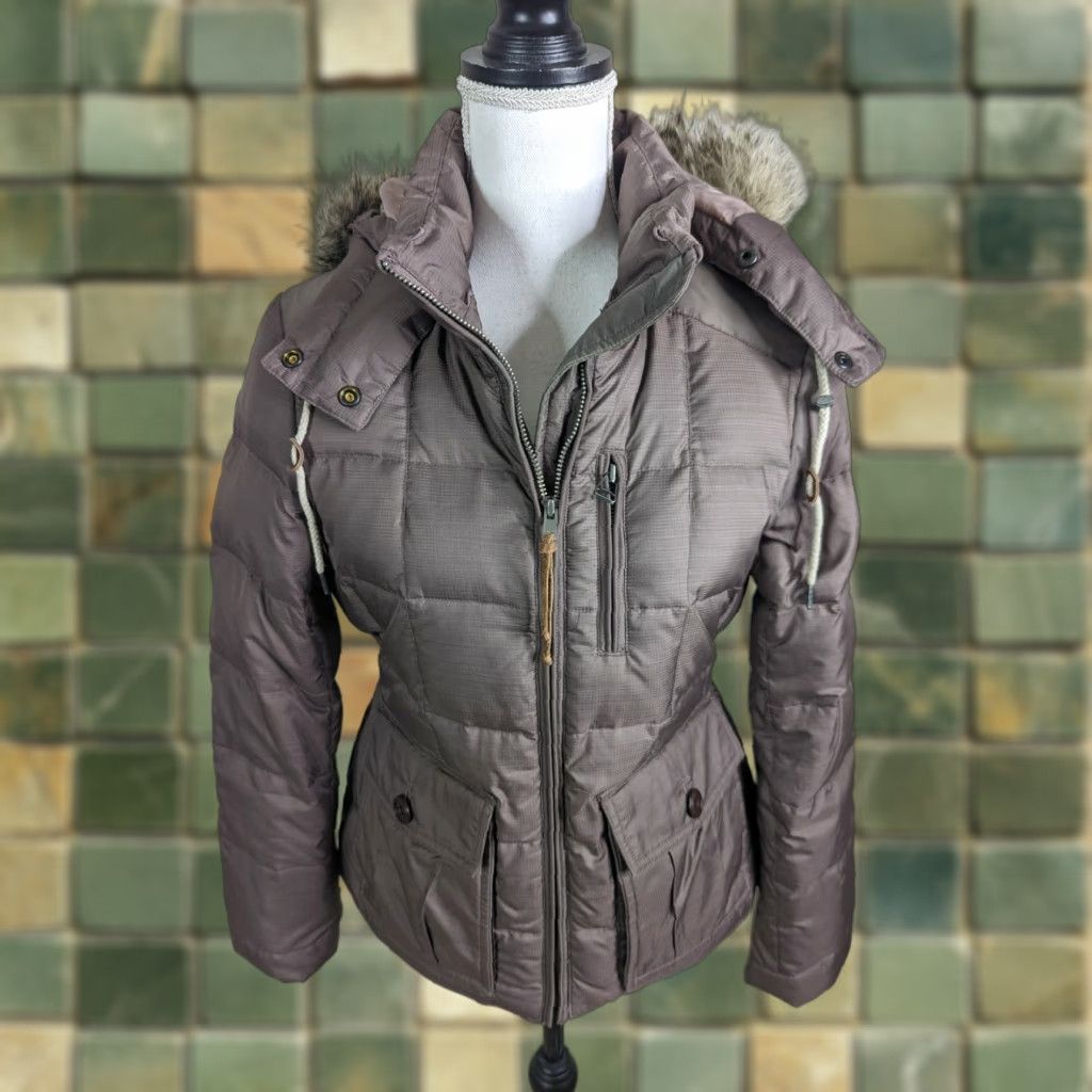 Eddie Bauer Eddie Bauer Jacket Womens Hooded Down Yukon Model EB550 Premium Goose Down Sz S P Purple Knit Collar Faux Fur Trim Zip Size S / US 4 / IT 40 - 1 Thumbnail