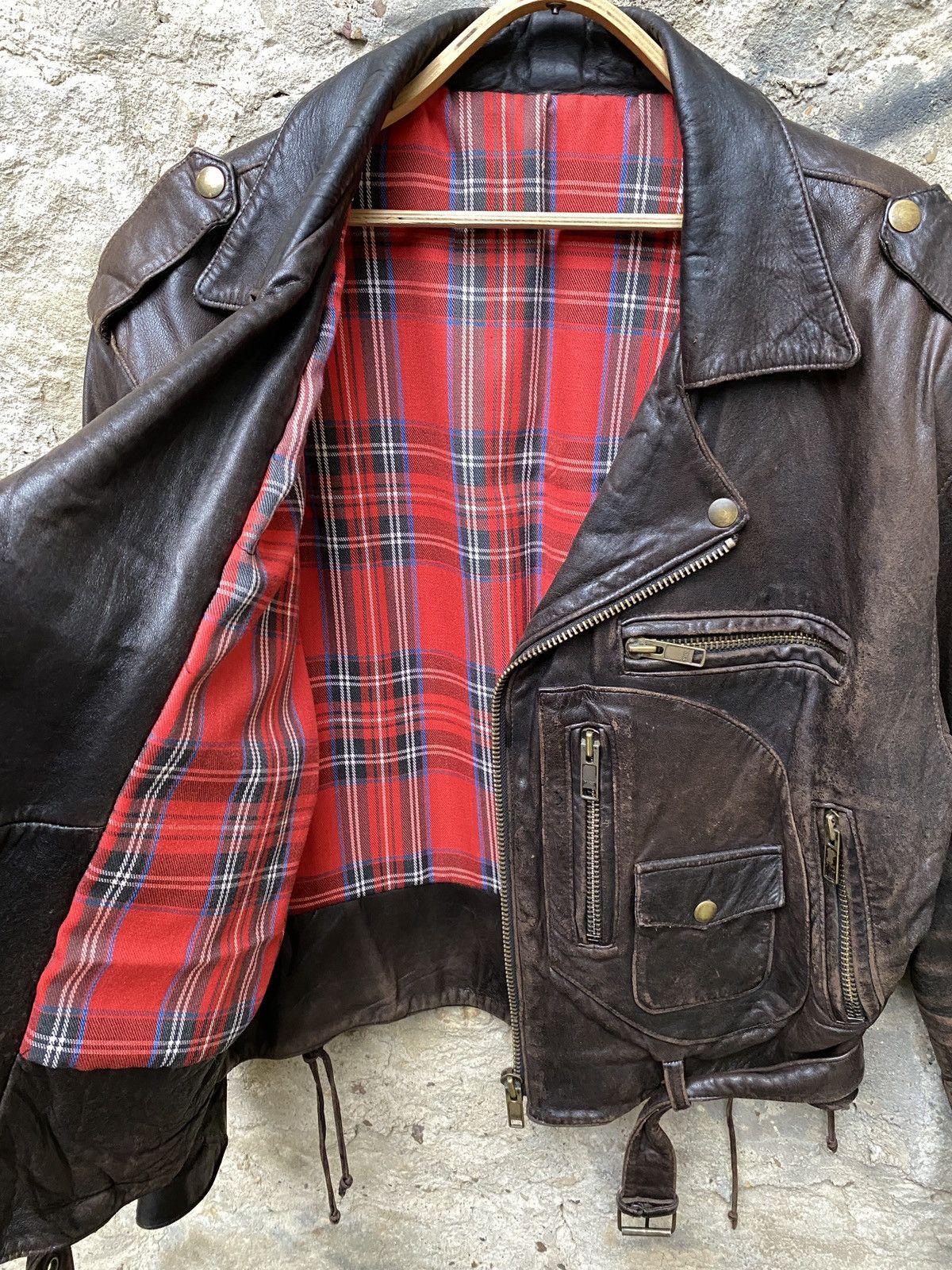 Vintage Vintage D-Pocket Motorcycle Distressed Leather Biker Jacket Size US L / EU 52-54 / 3 - 1 Thumbnail