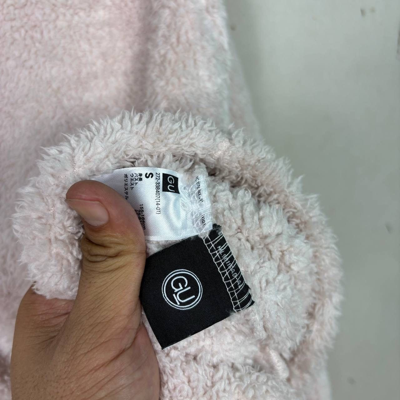 GU × Undercover GU x Undercover Baggy Sherpa Fleece Hoodie Boxy Pink S Size US S / EU 44-46 / 1 - 4 Thumbnail