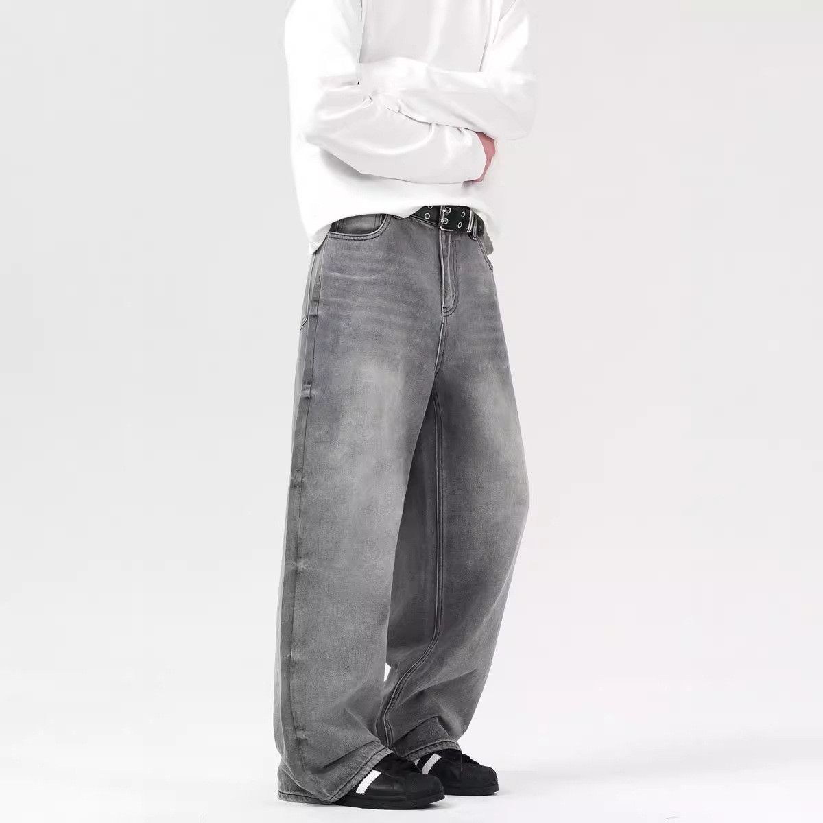 Japanese Brand Men's Baggy Washed Distressed Loose Straight-Leg Flare Jeans Size US 32 / EU 48 - 1 Thumbnail