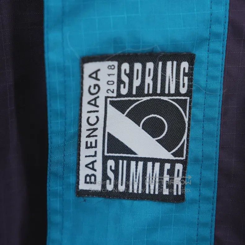 Balenciaga Balenciaga Logo Patchwork Windbreaker Size US S / EU 44-46 / 1 - 4 Thumbnail