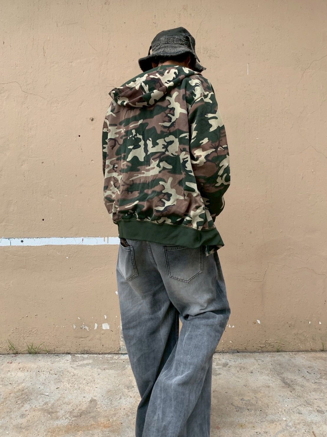 Vintage Vintage 80s Thermal Lined Camo Hoodie Zip Up Distressed ERD Size US M / EU 48-50 / 2 - 11 Thumbnail