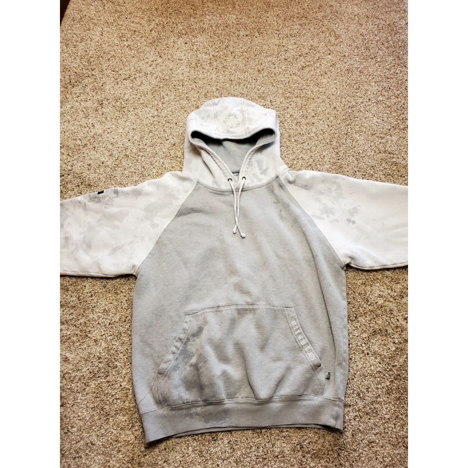 World Industries VINTAGE World Industries Hoodie Men Large Gray Pullover Distressed Y2K Stars Embroidered Regular Fit Zip Sweater Sweatshirt - Mens Size US L / EU 52-54 / 3 - 4 Thumbnail