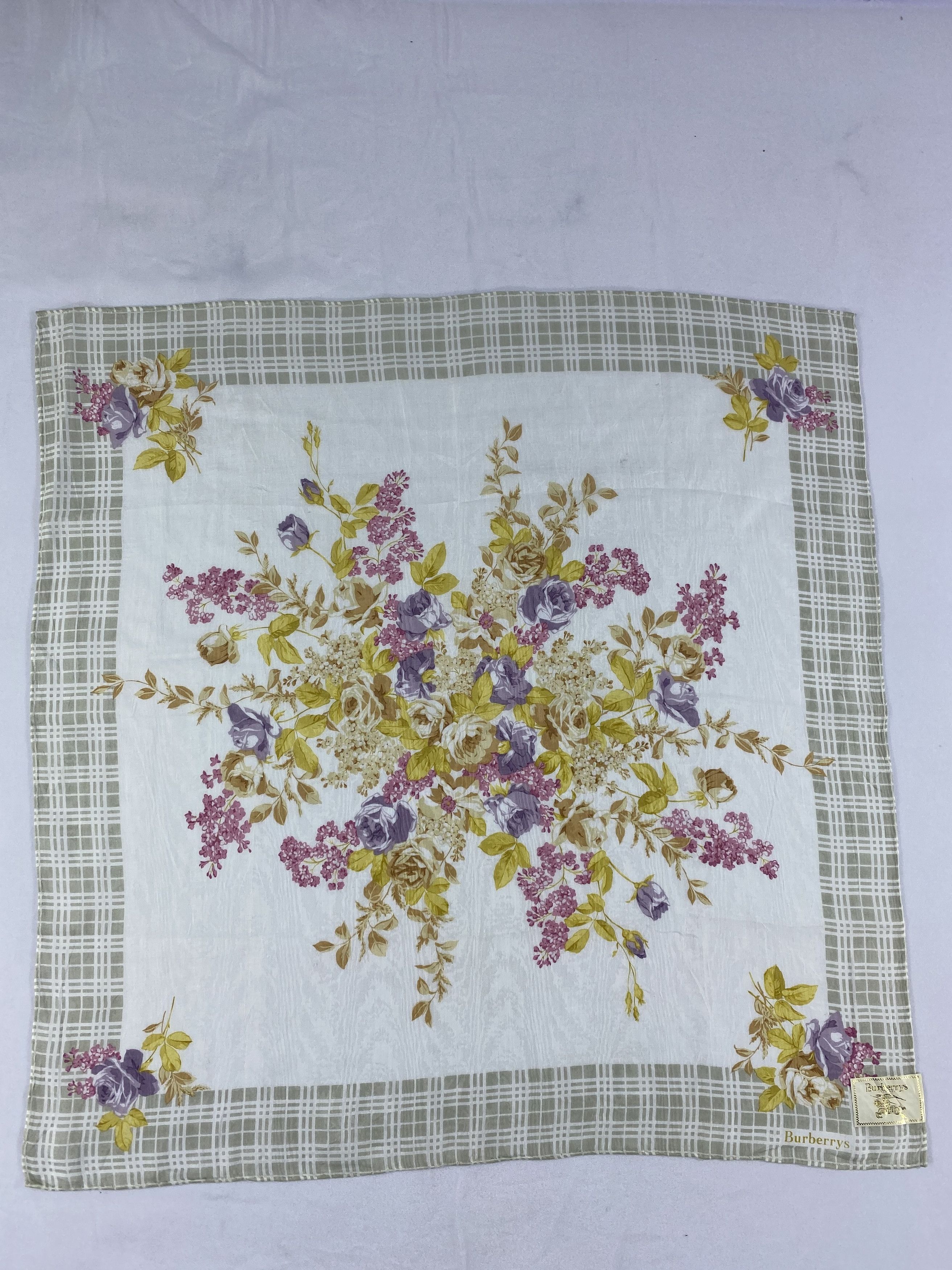 Burberry Burberrys Floral Handkerchief / Bandana / Neckerchief Size ONE SIZE - 3 Thumbnail