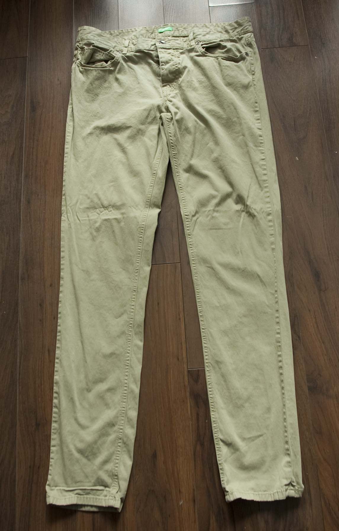 United Colors Of Benetton United Colors of Benetton Pants Size 34x32.5 Cotton Chino Size US 34 / EU 50 - 1 Thumbnail