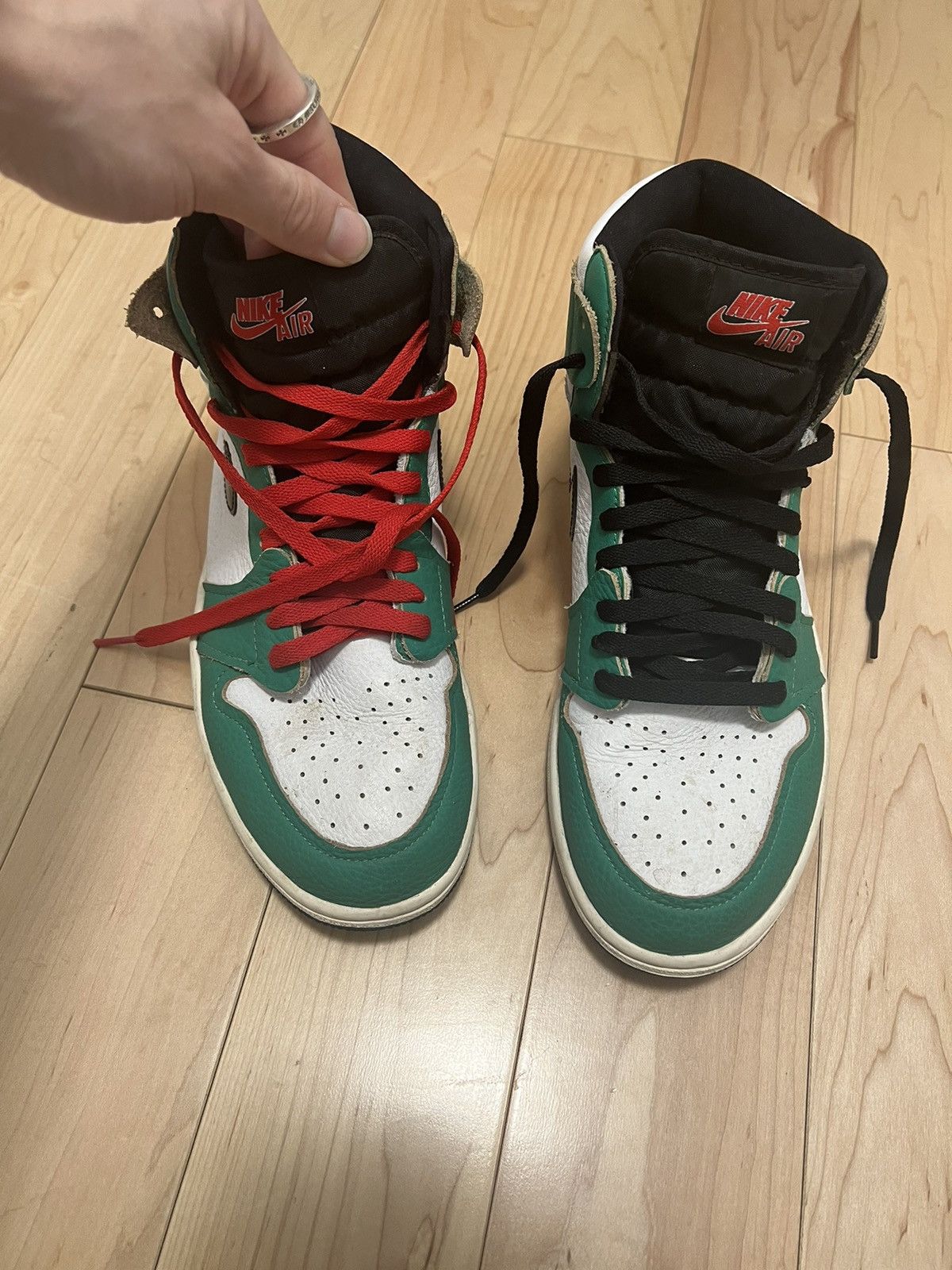 Jordan Brand Jordan 1 High Lucky Green Size US 9 / EU 42 - 1 Thumbnail