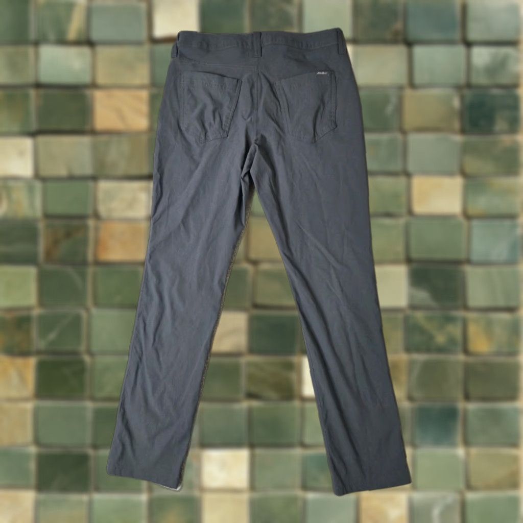 Eddie Bauer Eddie Bauer Womens Gray Nylon Utility Pants Size 10 Straight Leg Regular Inseam 31 Size 32" / US 10 / IT 46 - 1 Thumbnail