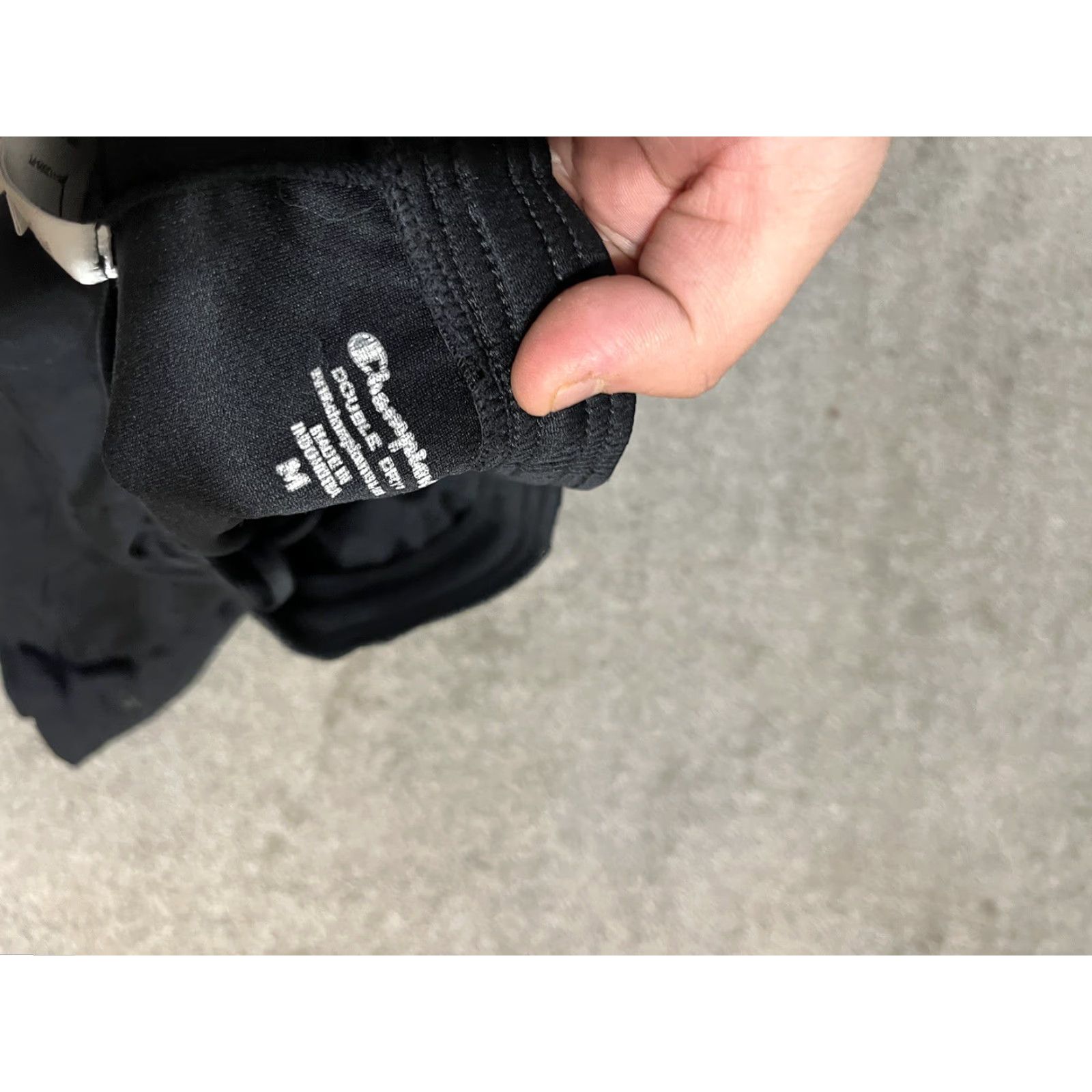 Champion Champion Shorts Men's Size Medium Black Double Dry Athletic Mens Size US 31 - 3 Thumbnail