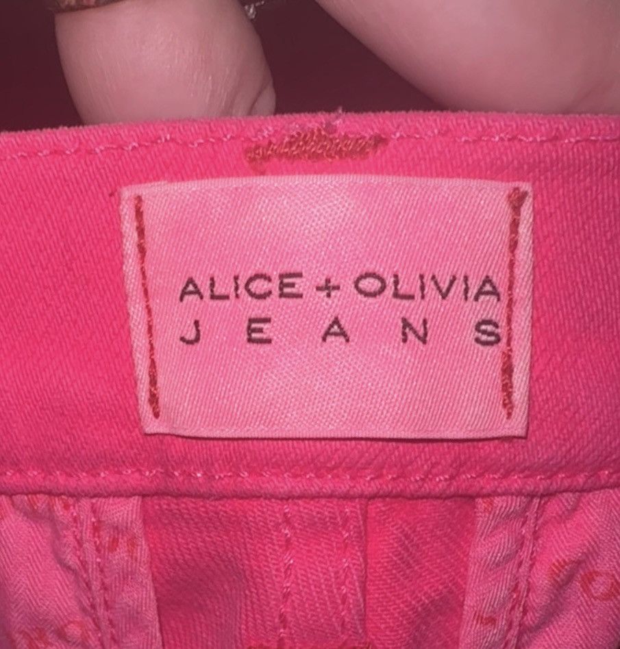 Alice + Olivia Alice + Olivia Wild Pink Soft Jean Pant Size 28" / US 6 / IT 42 - 5 Thumbnail