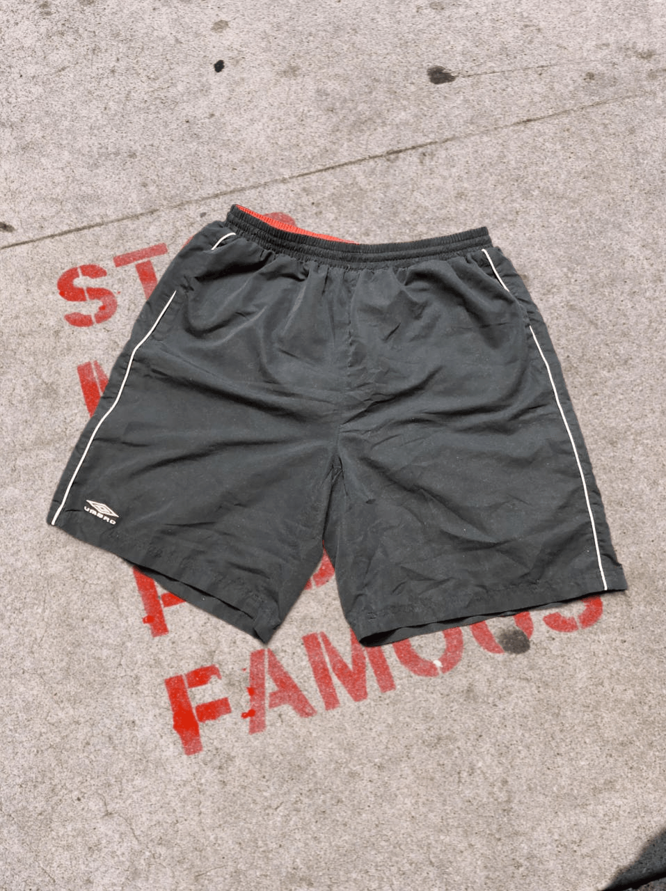 Umbro Vintage 90s Umbro shorts streetwear monogrammed y2k Size US 36 / EU 52 - 1 Thumbnail