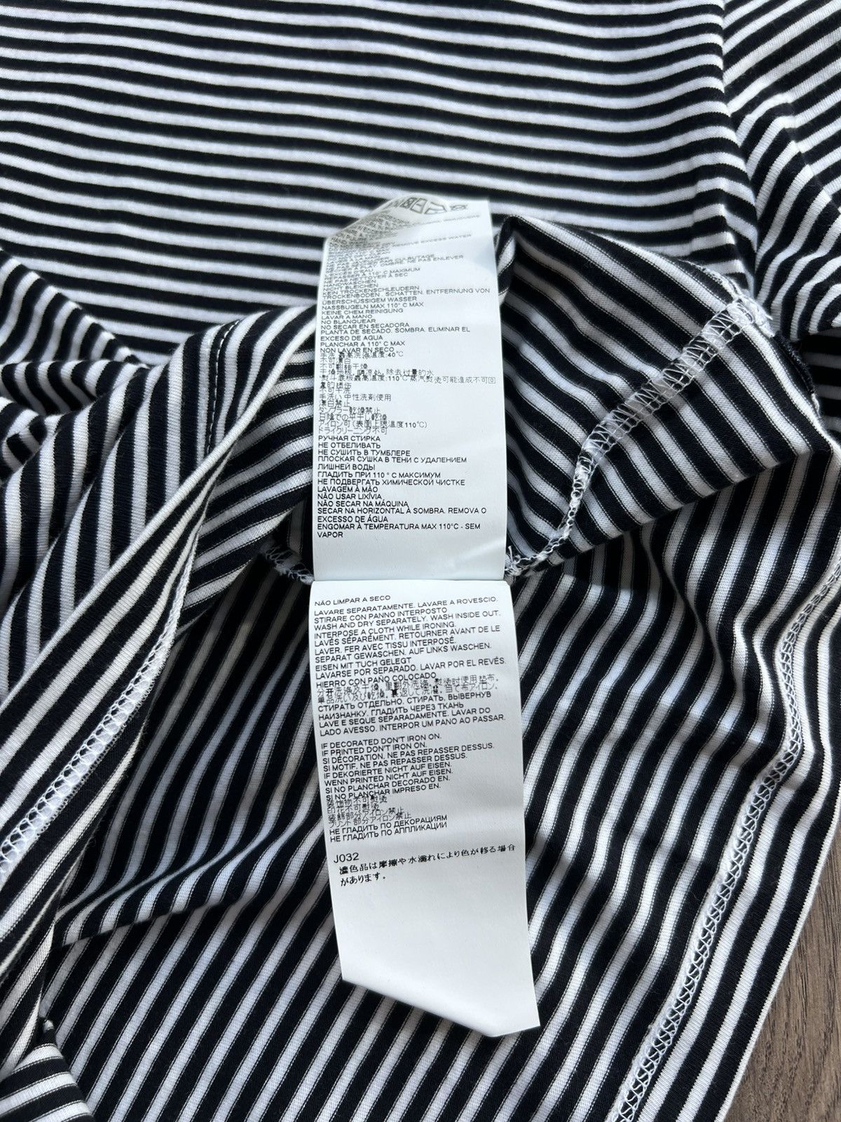 Maison Margiela Maison Margiela Classic Stripe T-Shirt Size US S / EU 44-46 / 1 - 6 Thumbnail