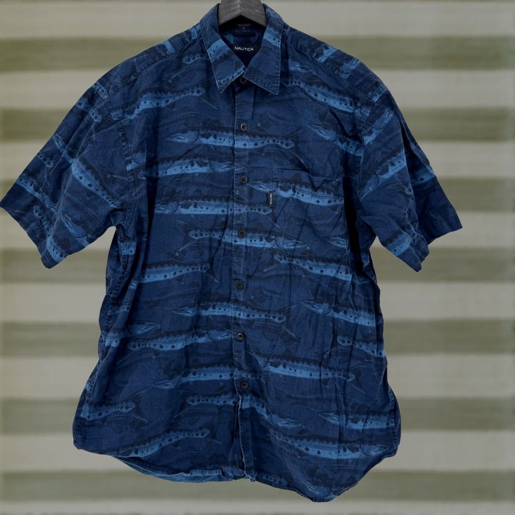 Nautica Vintage Nautica Shirt Short Sleeve Button-Down Blue Fish Print Mens Large Casual Summer Tropical Cotton Button-Up Theme: Tropical 90s Girls/Mens Size US L / EU 52-54 / 3 - 1 Thumbnail
