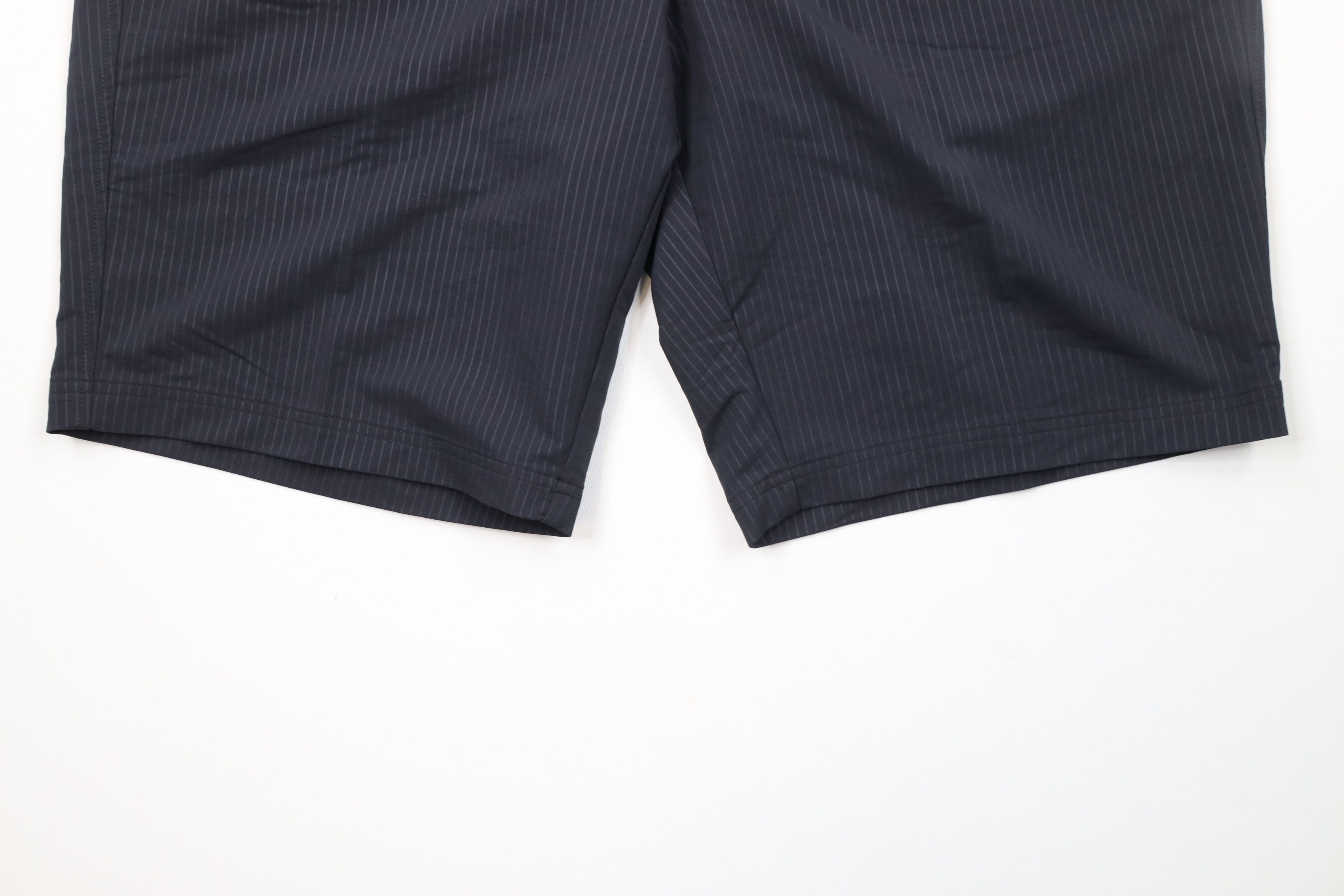 Under Armour × Vintage Under Armour Stretch Golfing Golf Chino Shorts Black Size US 38 / EU 54 - 4 Thumbnail