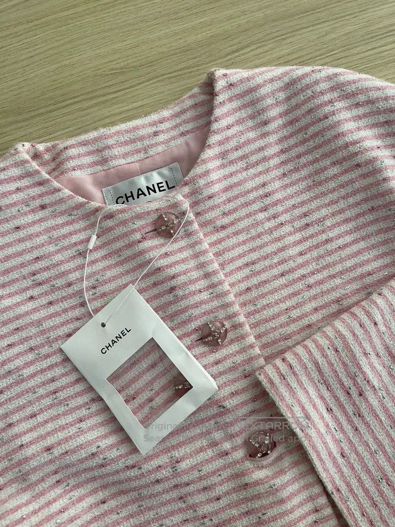 Chanel Chanel 2024 Early Spring Vacation Series 24c Cherry Blosso Size S / US 4 / IT 40 - 4 Thumbnail