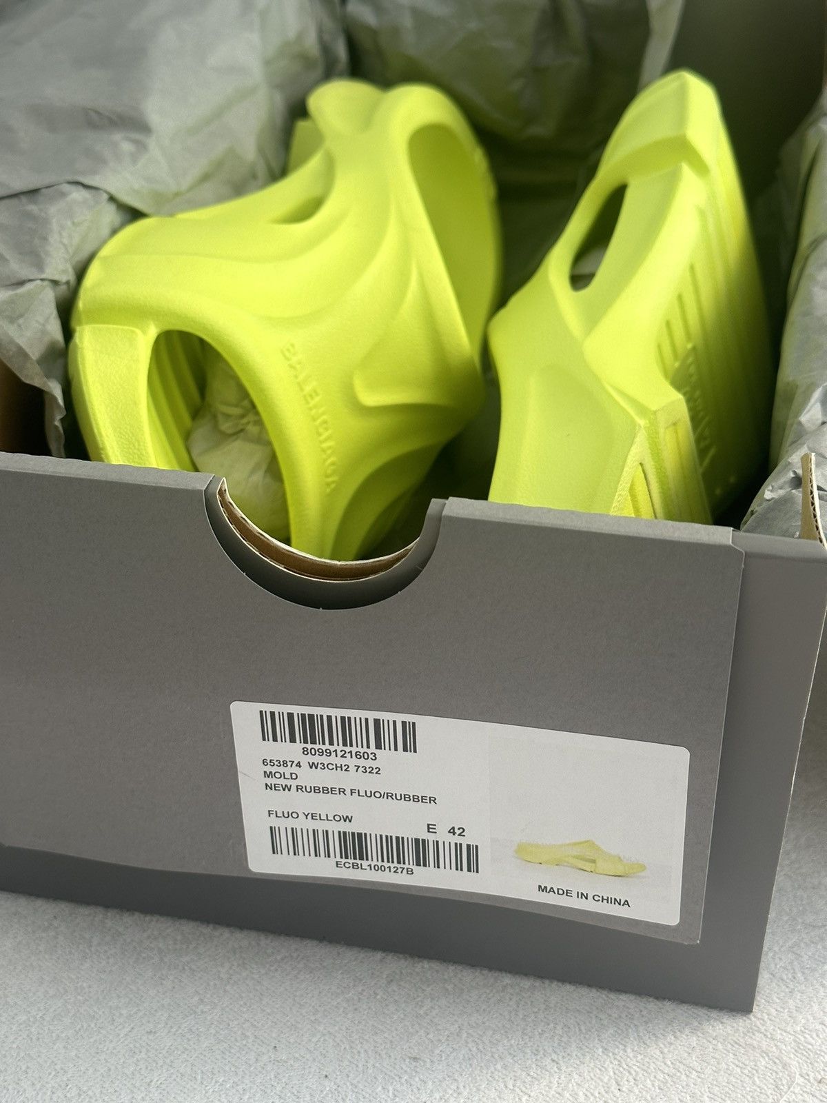 Balenciaga Balenciaga Mold Rubber Slides Yellow Fluorescent Size US 9 / EU 42 - 8 Thumbnail