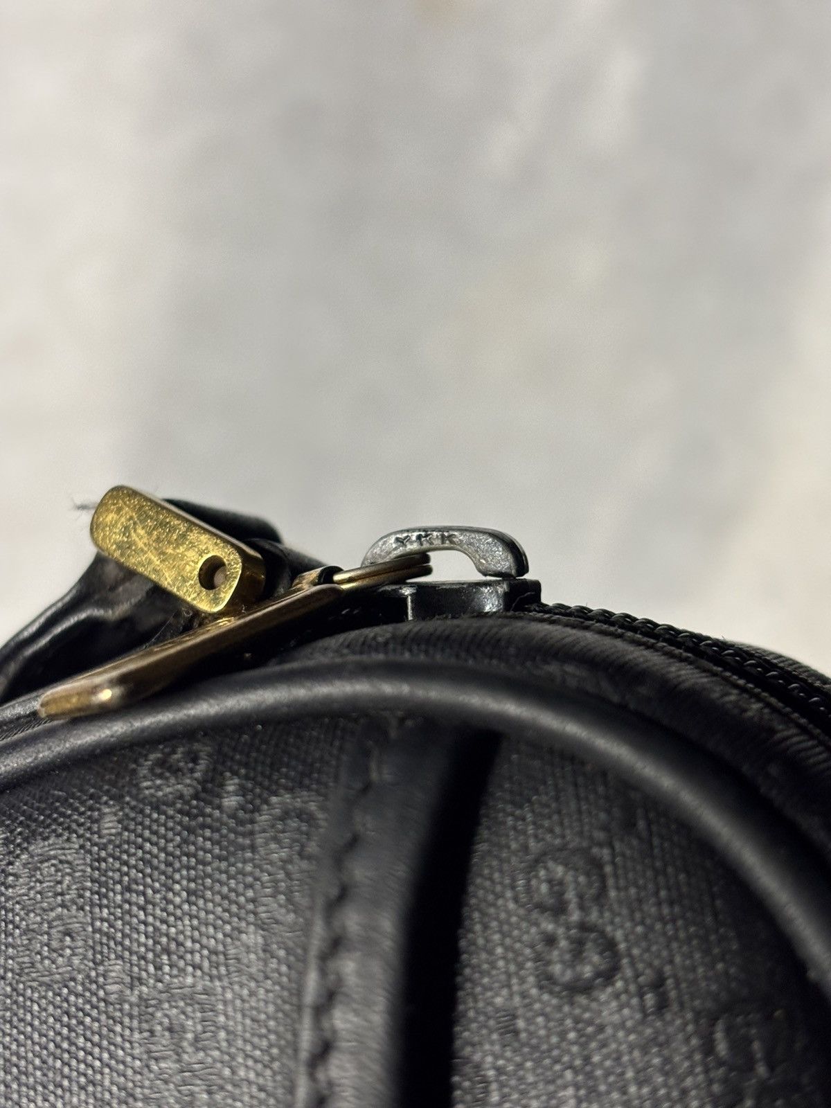 Gucci (Rare) Gucci Vintage Crossbody Bag Size ONE SIZE - 12 Thumbnail