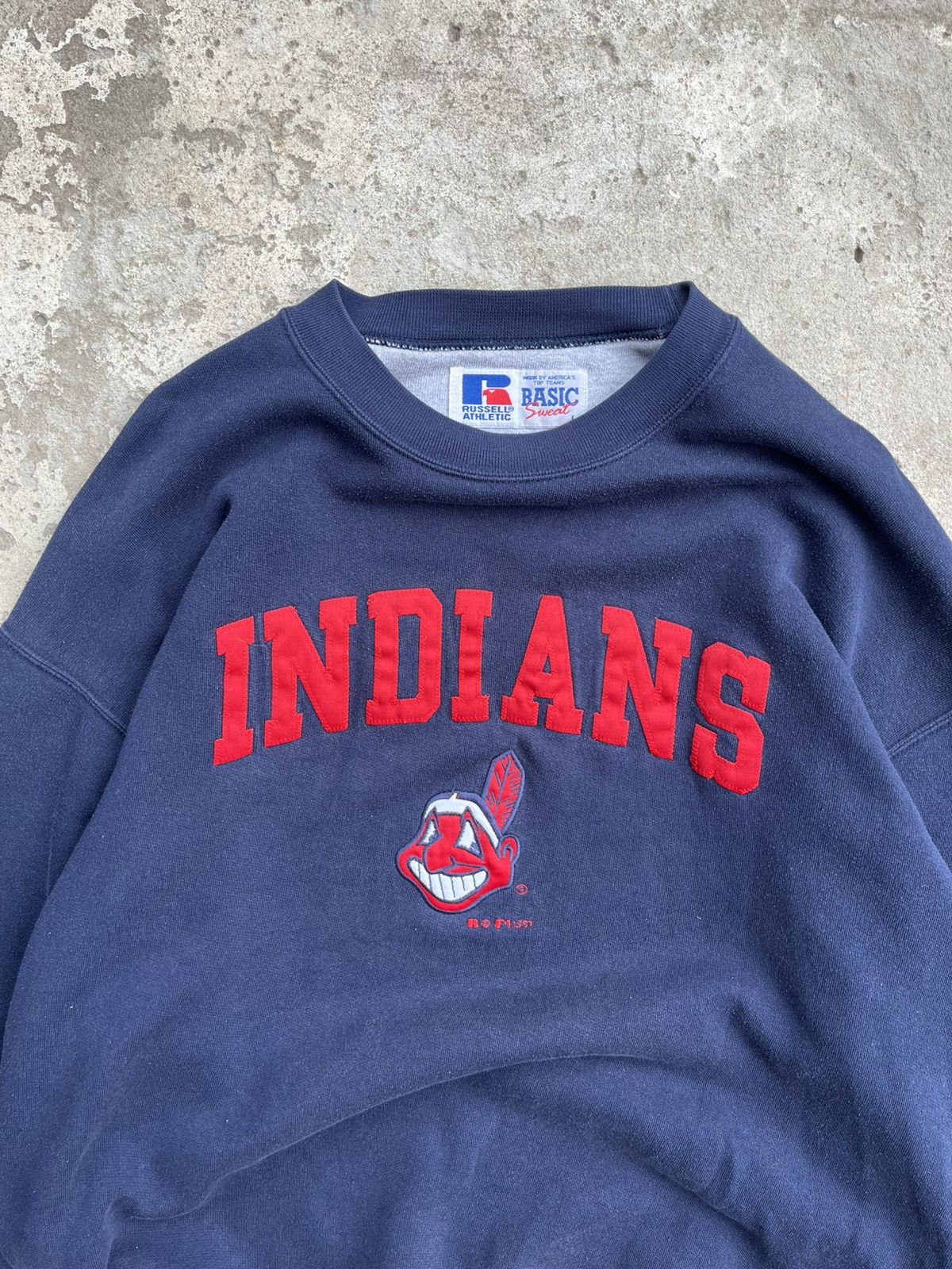 Russell Athletic VTG Russell Athletic “Indians” Logo Boxy Baggy Sweatshirt Size US L / EU 52-54 / 3 - 2 Thumbnail
