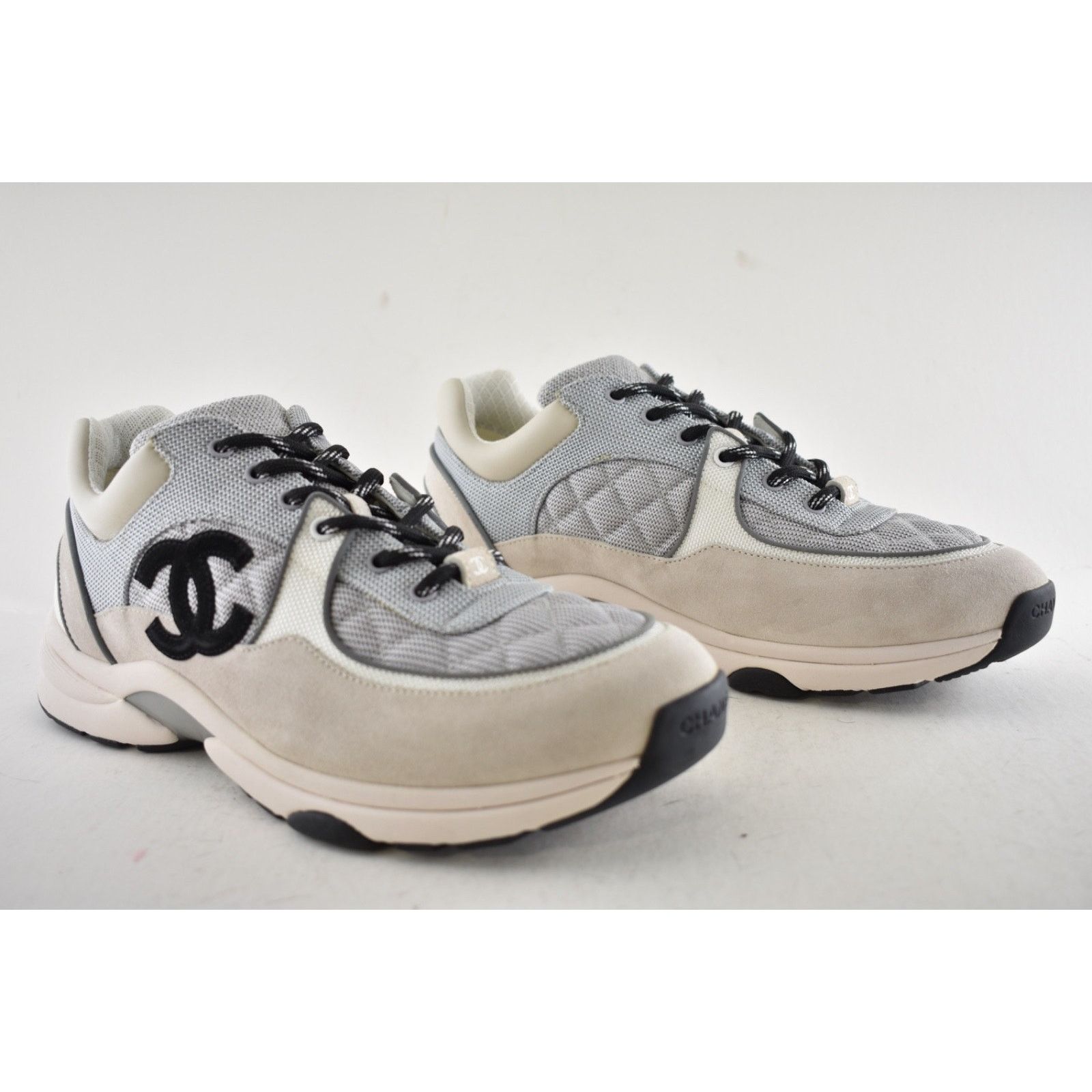 Chanel Mens Grey Suede CC Logo Low Top Trainer Sneaker 44 11 Size US 11 / EU 44 - 3 Thumbnail