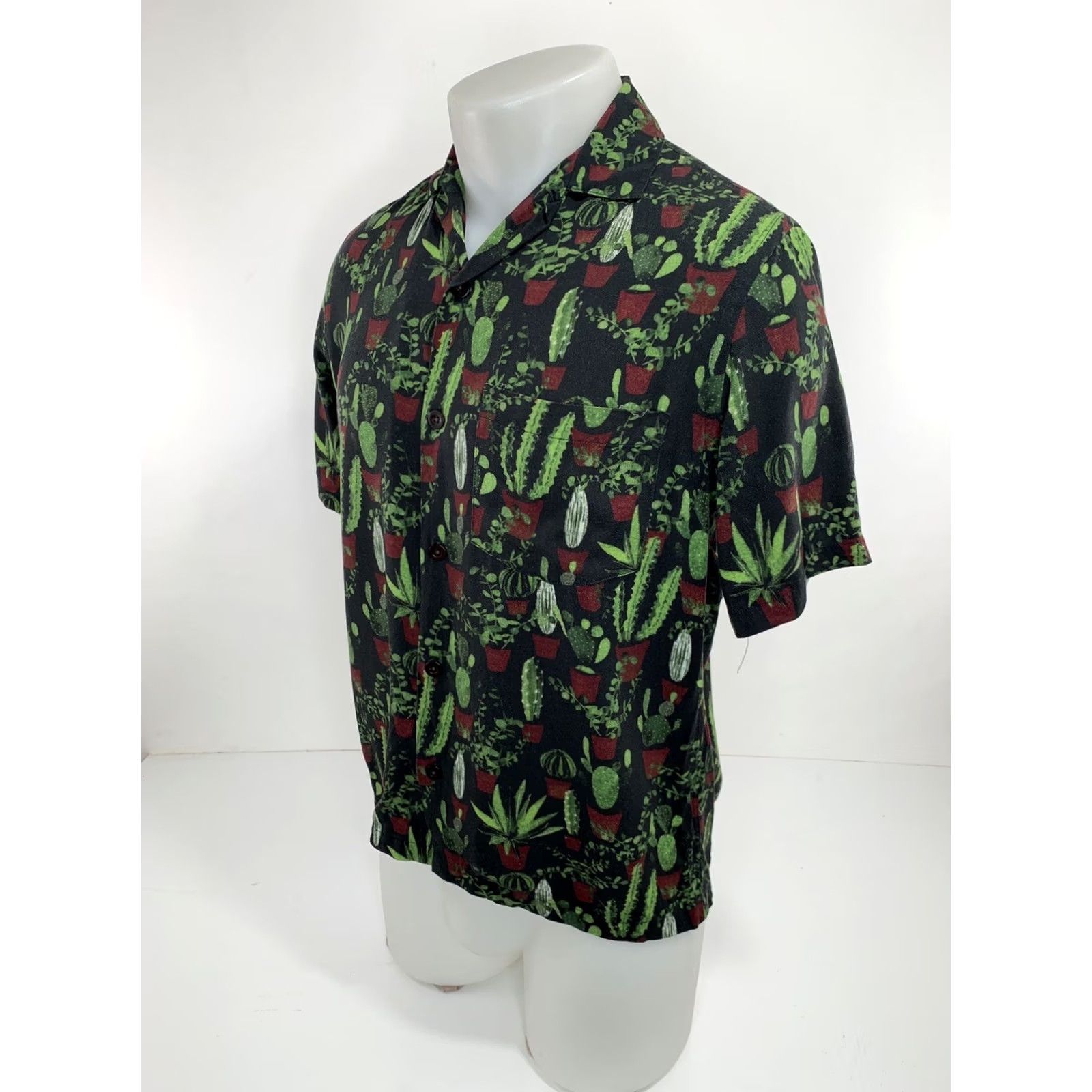 Portuguese Flannel PORTUGUESE FLANNEL Shirt Mens S Short Sleeve Black CACTUS ALL OVER POTtED PLANTS Button-Up - 90s? Size US S / EU 44-46 / 1 - 3 Thumbnail