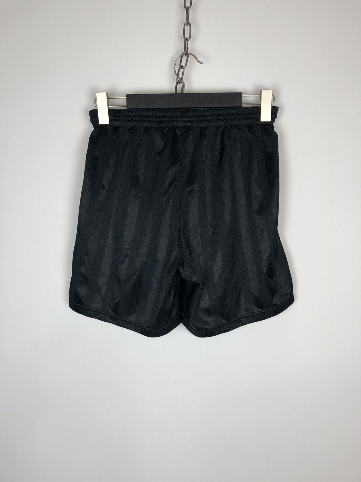 Nike Nike Vintage Track Shorts Small Logo Black size M Size US 30 / EU 46 - 7 Thumbnail