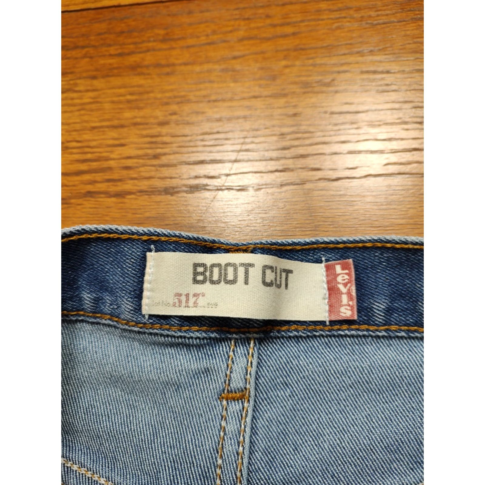 Levi's VINTAGE Levi's 517 Jeans Denim Bootcut BLUE Mens 33x27 5-Pocket Design Workwear 80s 90s Vintage Farm Regular Fit Cotton Blend Jeans Size US 33 - 5 Thumbnail