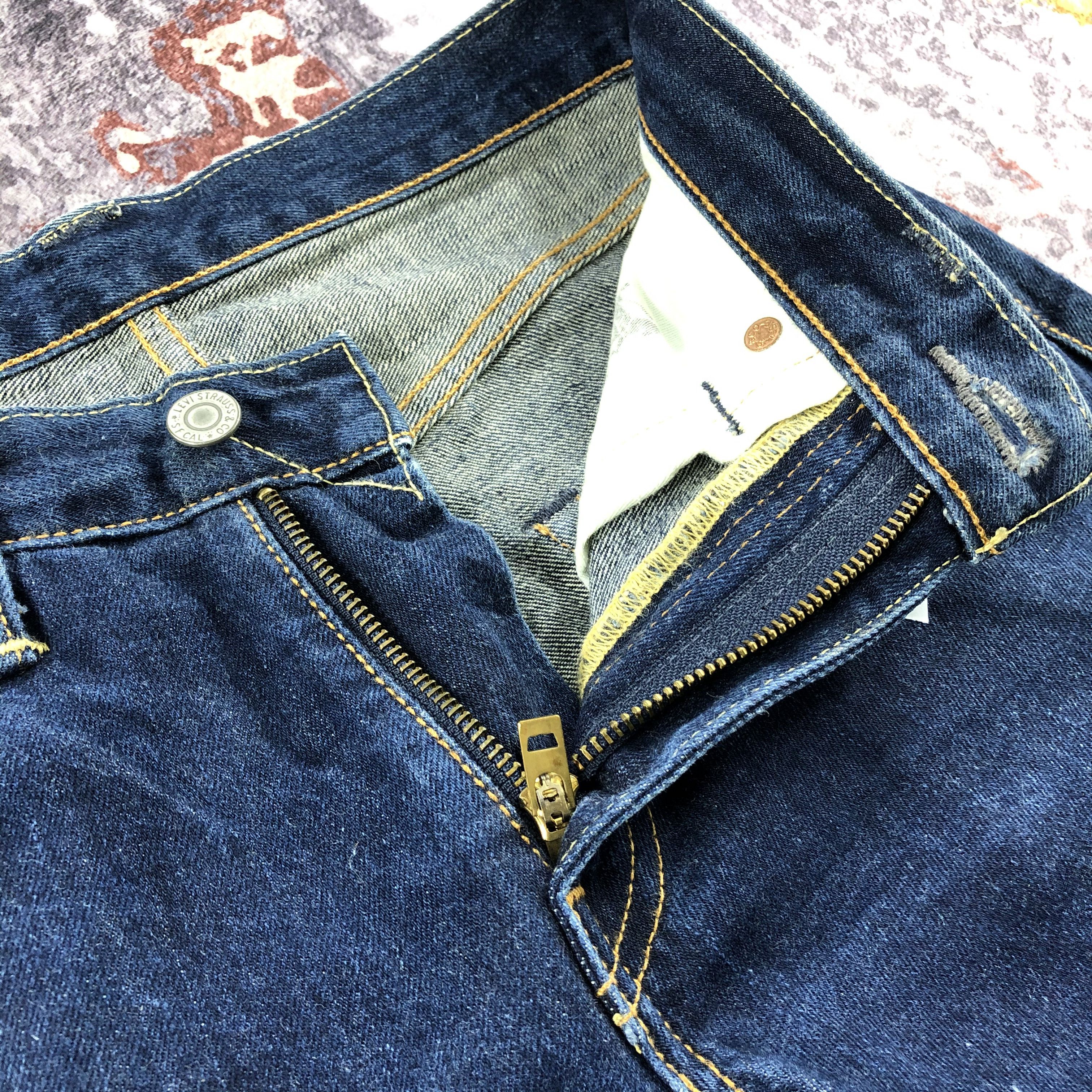 Levi's × Vintage Vintage Blue Wash Levis 502 Jeans-JM2575 Size US 29 - 8 Thumbnail