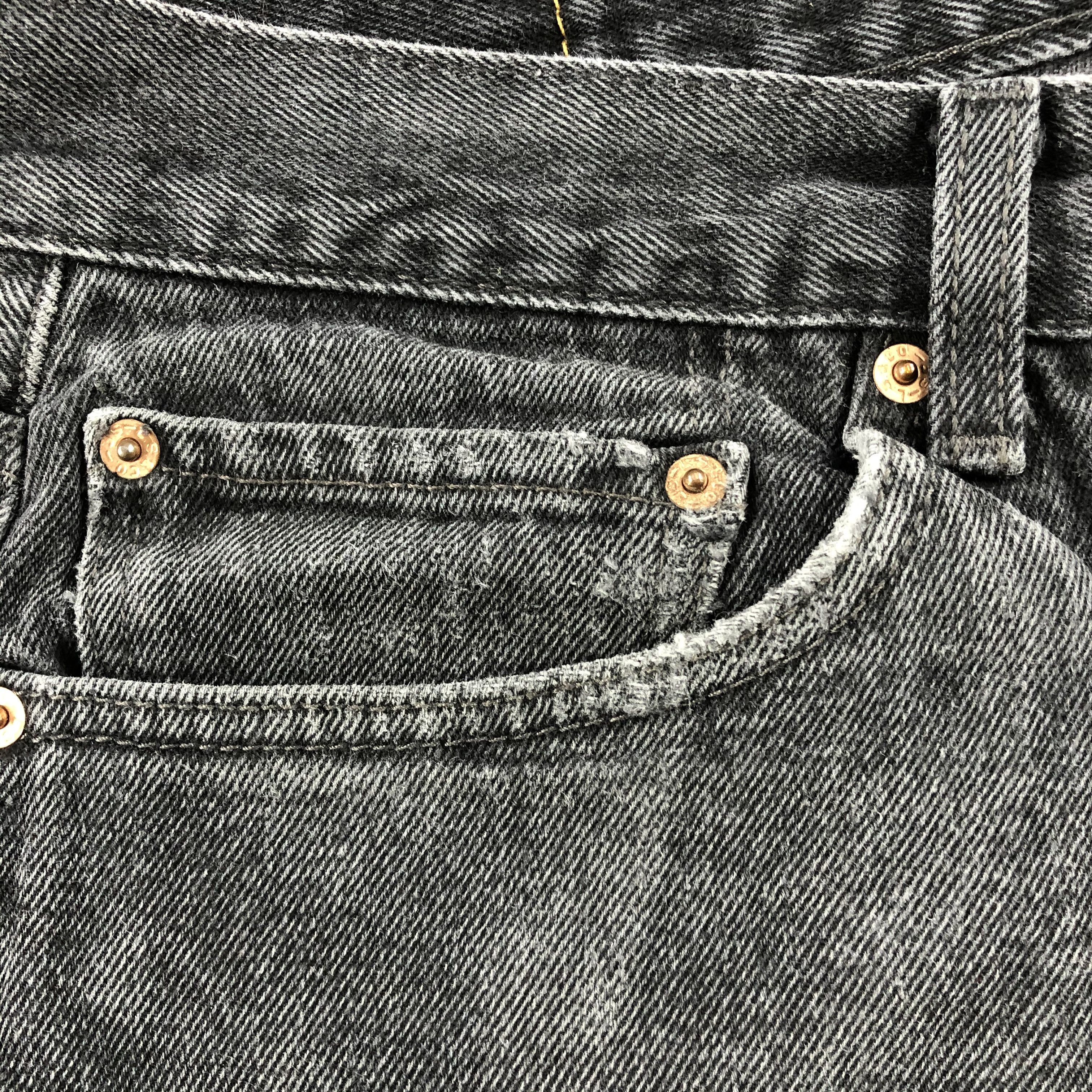 Levi's × Vintage Vintage Faded Black Levis 505 Jeans-JM2557 Size US 36 / EU 52 - 12 Thumbnail