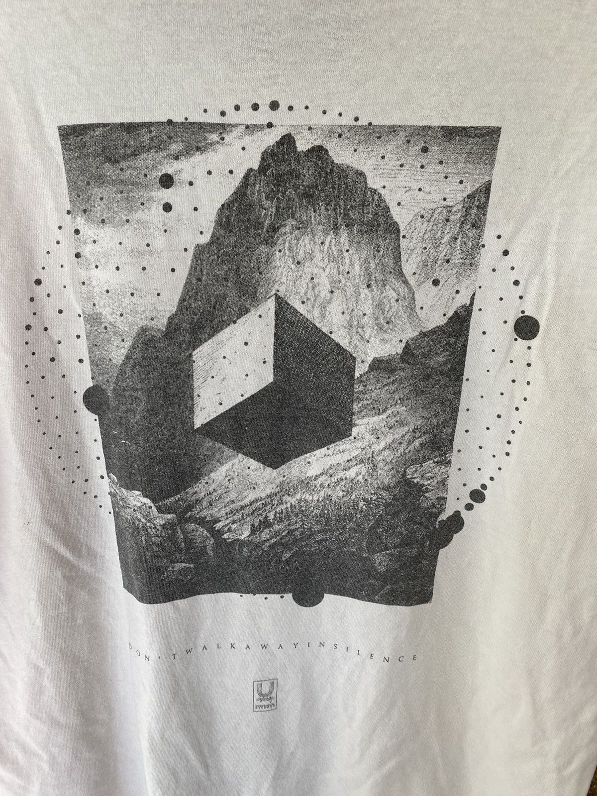Undercover SS18 Undercover Joy Division Record Atmosfere tee Size US M / EU 48-50 / 2 - 6 Thumbnail