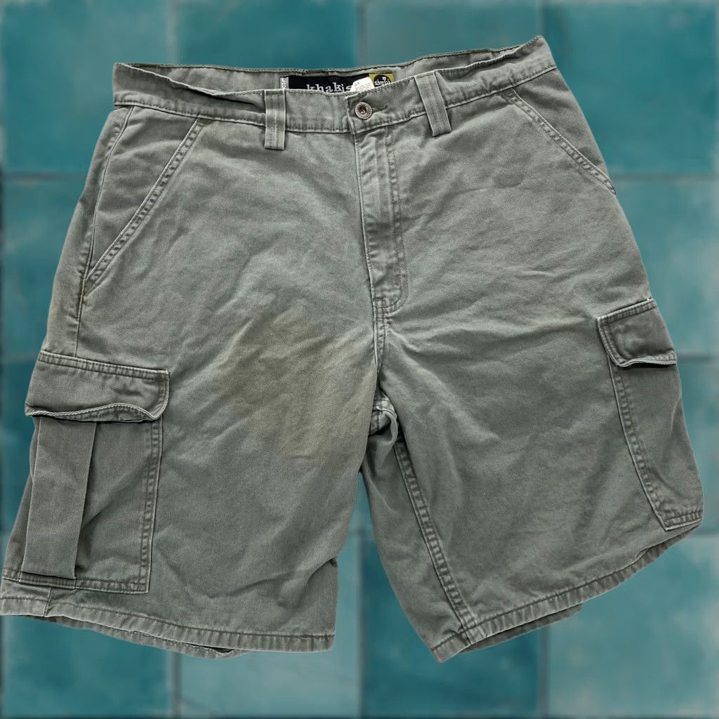 Levi's Levi's Silver Tab Khakis Cargo Shorts Mens 33 Green Mid Rise Casual 90s Vintage Shirt? Size US 33 - 1 Thumbnail