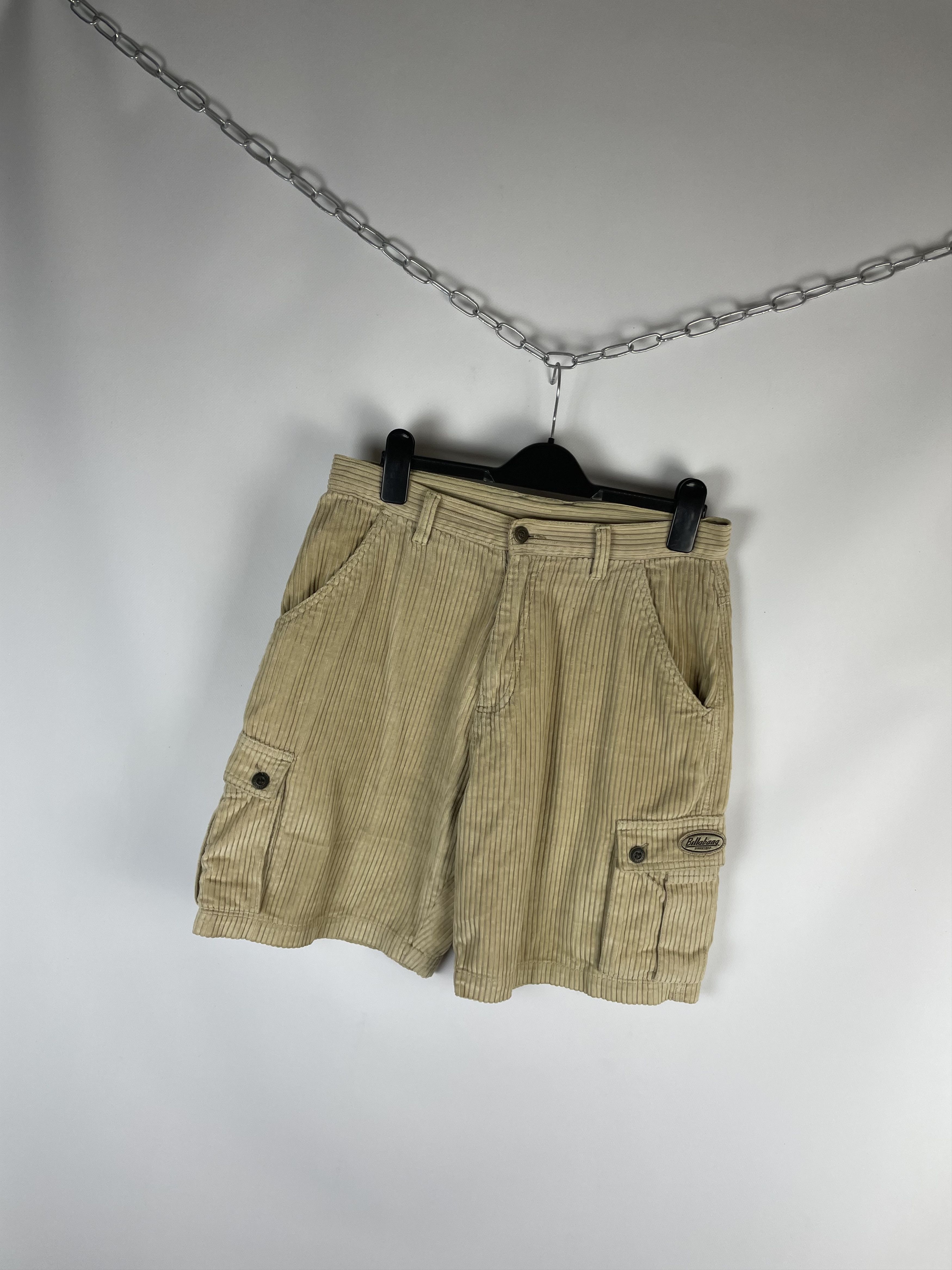 Billabong Vintage Billabong Corduroy Shorts Size US 30 / EU 46 - 2 Thumbnail