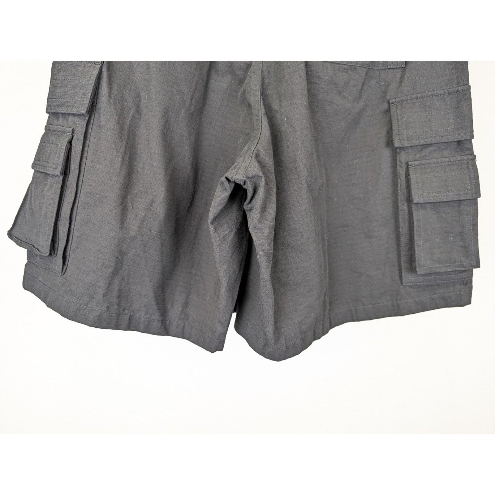 Balenciaga o1rshd1 Cotton Ripstop Gamer Shorts in Black Size US 32 / EU 48 - 17 Thumbnail