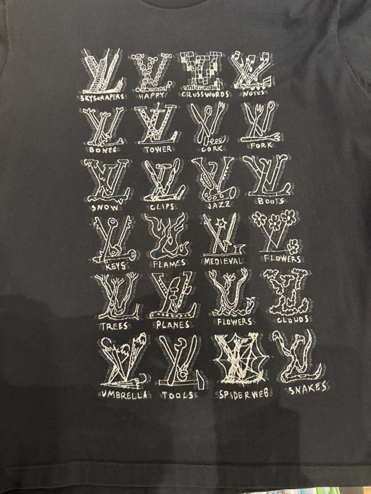 Louis Vuitton Louis Vuitton Cartoon Jacquard Tee - Black Size US L / EU 52-54 / 3 - 3 Thumbnail