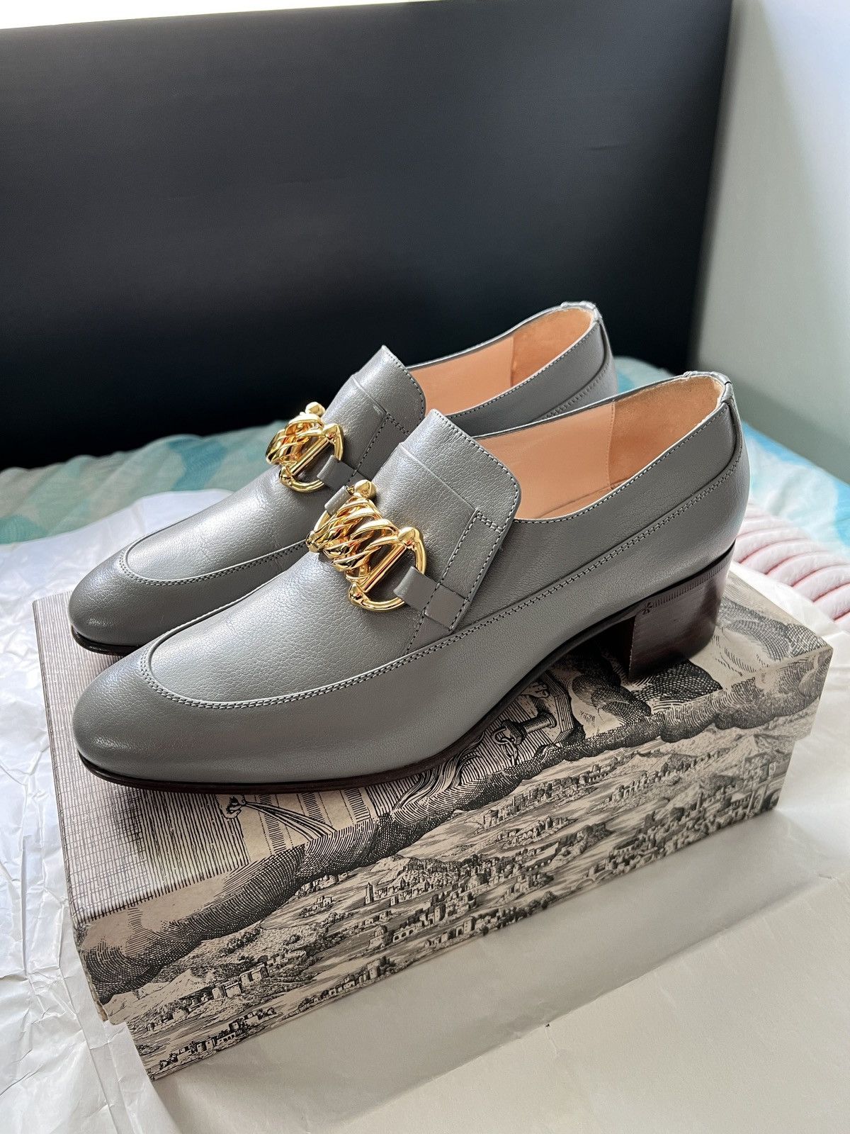 image of Gucci Gray Chain Loafers Ice Lolly Us 8 in Grey, Men's