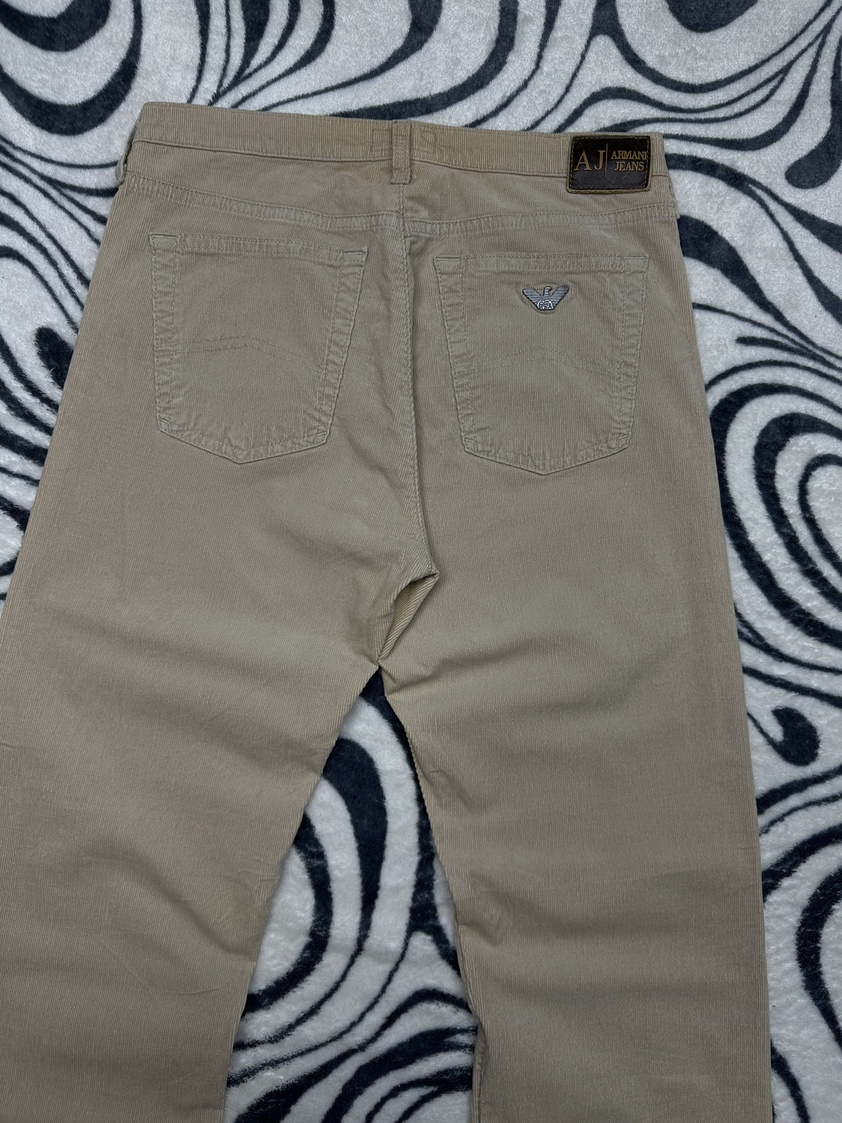 Armani Armani Jeans 90s Vintage Corduroy Pants Size US 28 / EU 44 - 2 Thumbnail