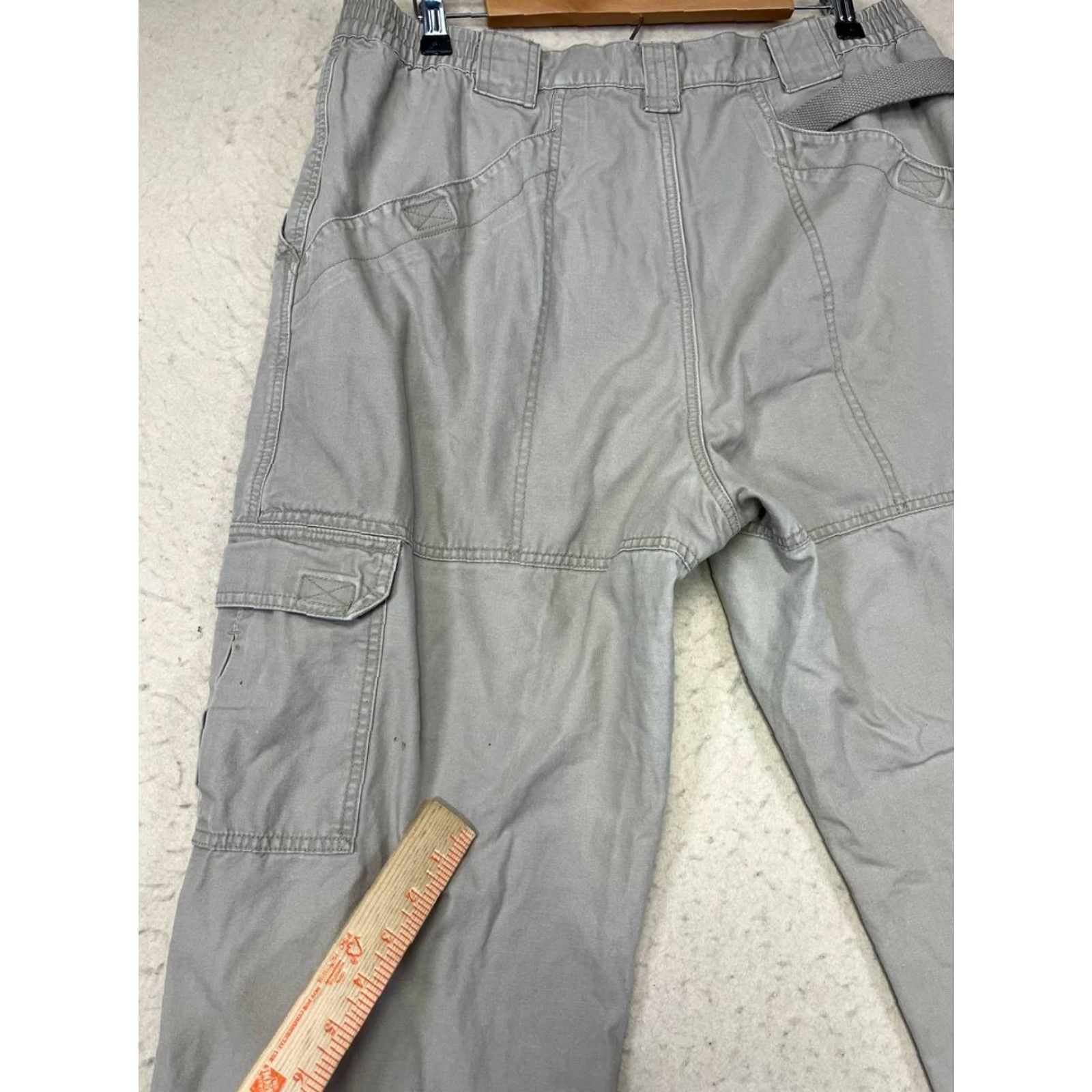 Royal Robbins VINTAGE Royal Robbins Cargo Pants Beige Khaki VTG Utility Work Outdoor Travel 36x30 Men Size US 36 / EU 52 - 6 Thumbnail