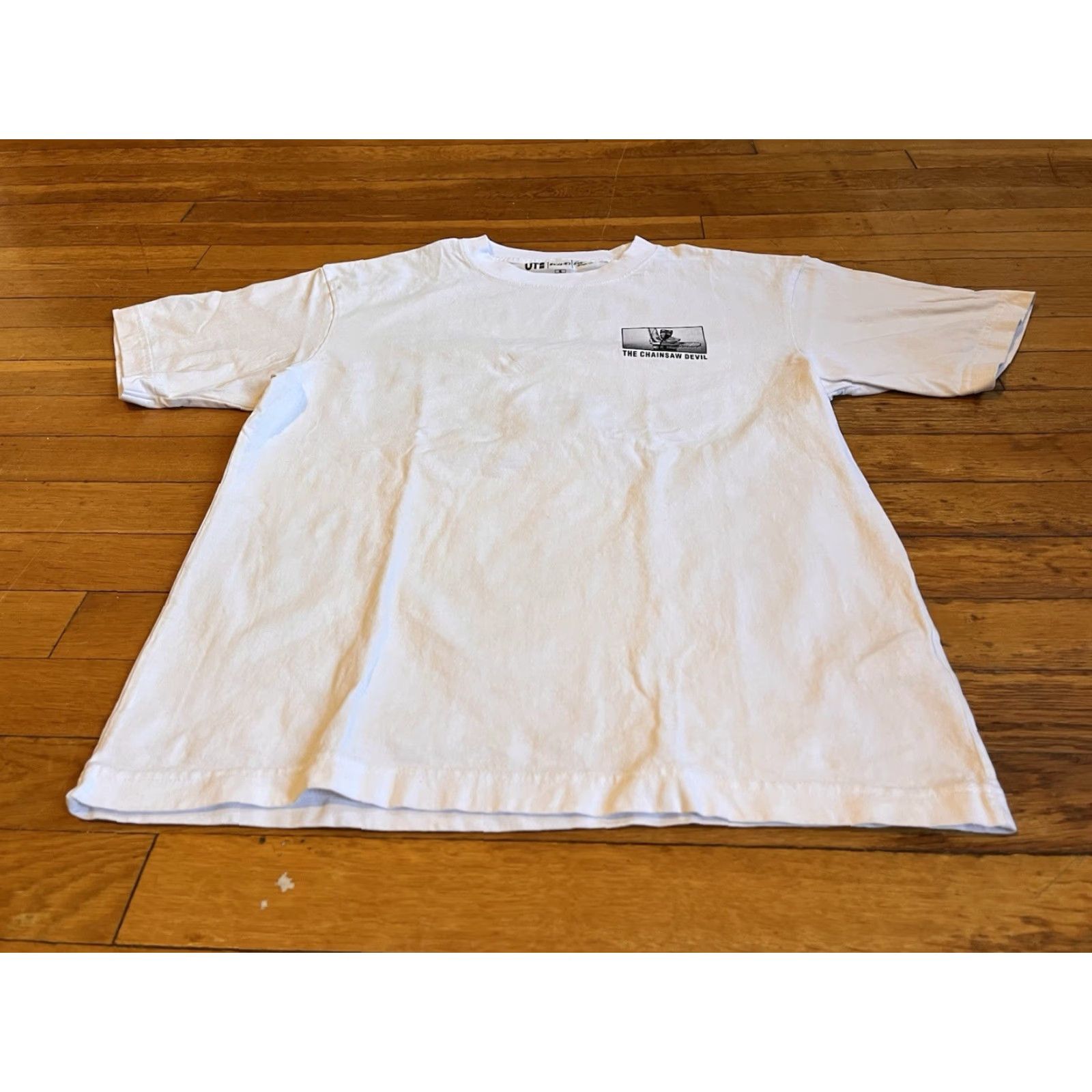 Uniqlo Uniqlo Chainsaw Man The Chainsaw Devil Kosuke Kawamura Shirt Men’s XS White Size US XS / EU 42 / 0 - 3 Thumbnail