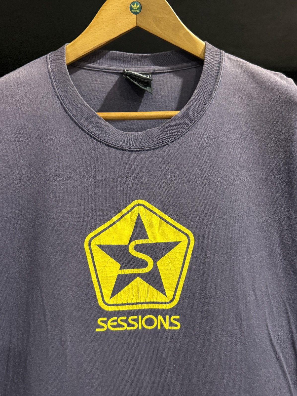 Girl Skateboards × Vintage Thrashed Vintage Sessions Skateboarder Backed Punk Rock Tee Size US L / EU 52-54 / 3 - 2 Thumbnail