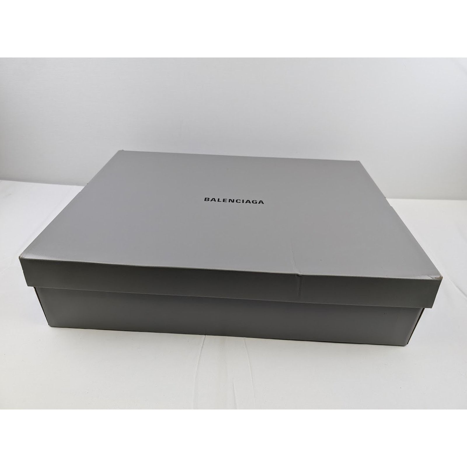 Balenciaga o1rshd1 Crocs Rubber Boots in Grafite Size US 10 / EU 43 - 17 Thumbnail