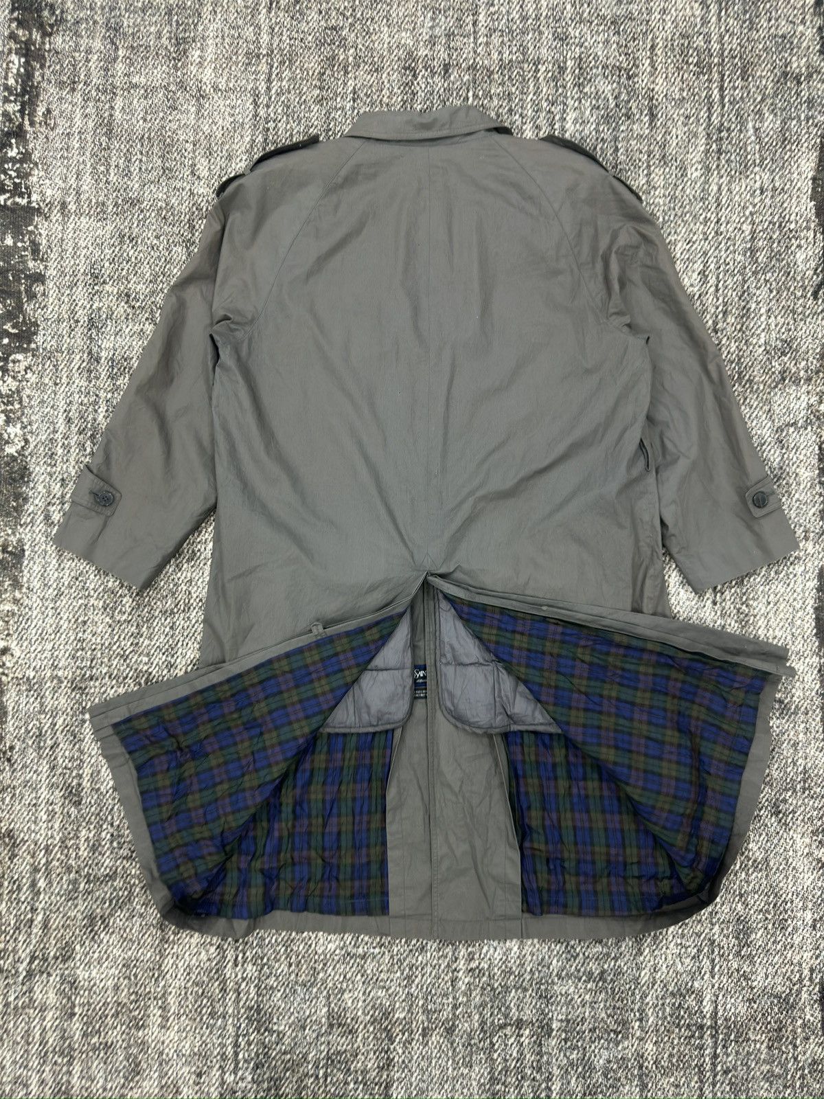 Yves Saint Laurent Yves Saint Laurent Pour Homme Olive Light Trench Coat Size US L / EU 52-54 / 3 - 7 Thumbnail