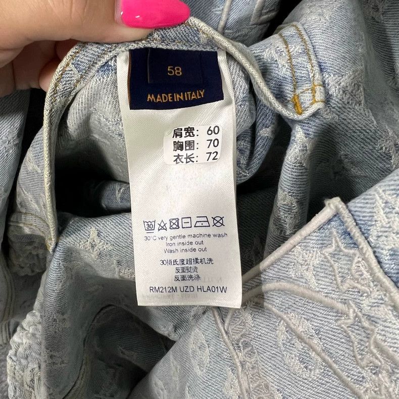 Louis Vuitton Louis Vuitton Blue NBA presbyopic full logo jacket Size US S / EU 44-46 / 1 - 6 Thumbnail
