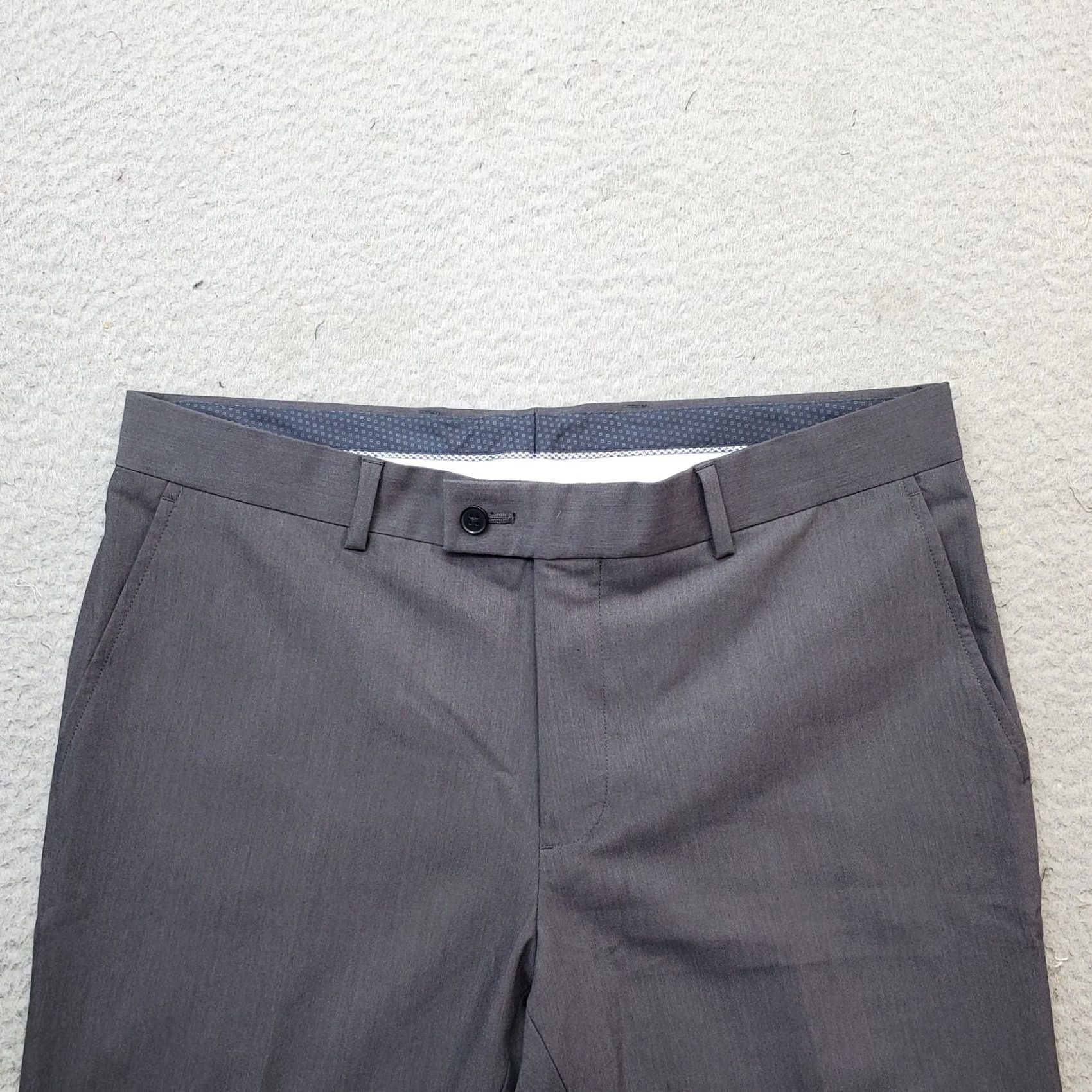 Nordstrom Nordstrom Rack Mens 40/34 Gray Flat Front Straight Leg Pants with Side Slip Pocket, Dress Pants, Regular, Size 40/34 Size US 40 / EU 56 - 6 Thumbnail