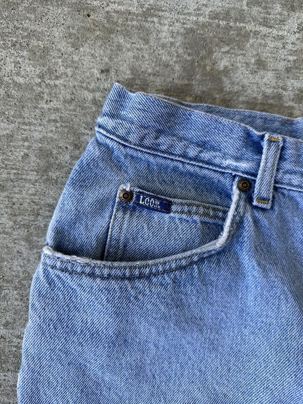 Lee 90s Lee Light Wash Denim Jeans Size US 31 - 5 Thumbnail