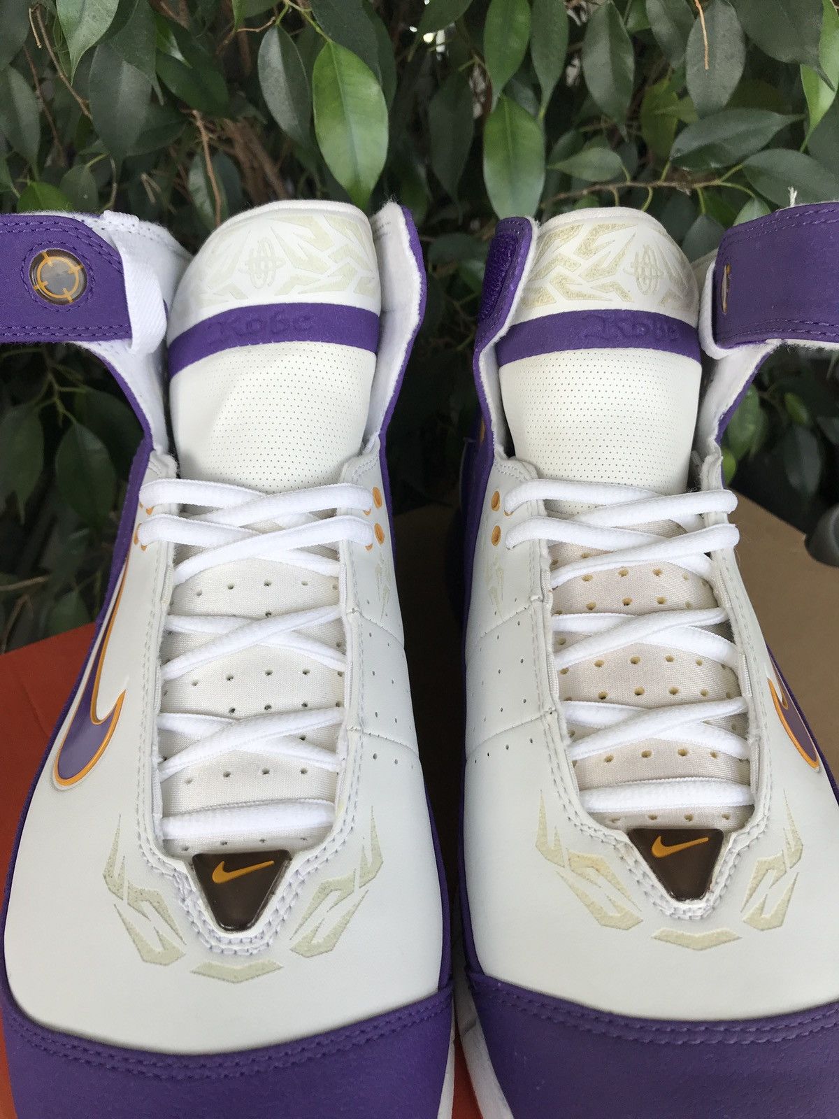 NBA Air Zoom Huarache 2K5 Lakers Kobe Bryant Lebron Jordan KD Size US 9 / EU 42 - 6 Thumbnail