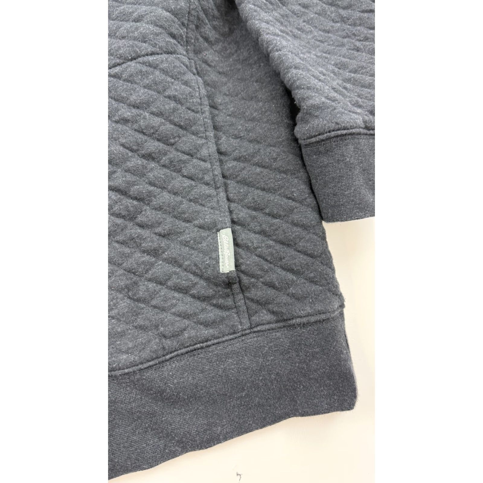 Eddie Bauer Eddie Bauer Sweatshirt Mens Large Quilted Snap Mock Neck Pockets Logo Dialed Henley Charcoal Gray Size US L / EU 52-54 / 3 - 4 Thumbnail