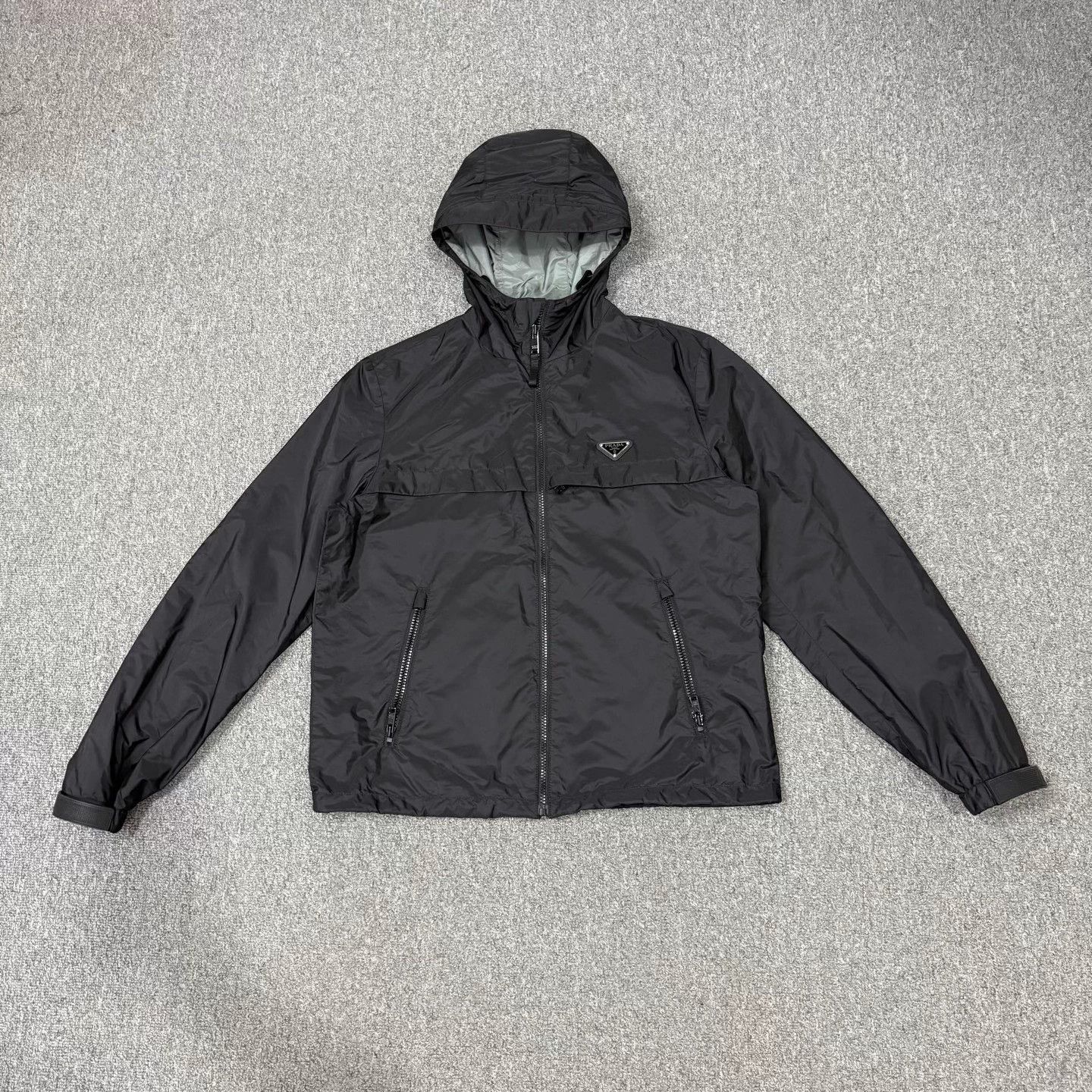 Prada Prada Recycled Nylon Black Triangle Logo Jacket 46 Size US S / EU 44-46 / 1 - 1 Thumbnail