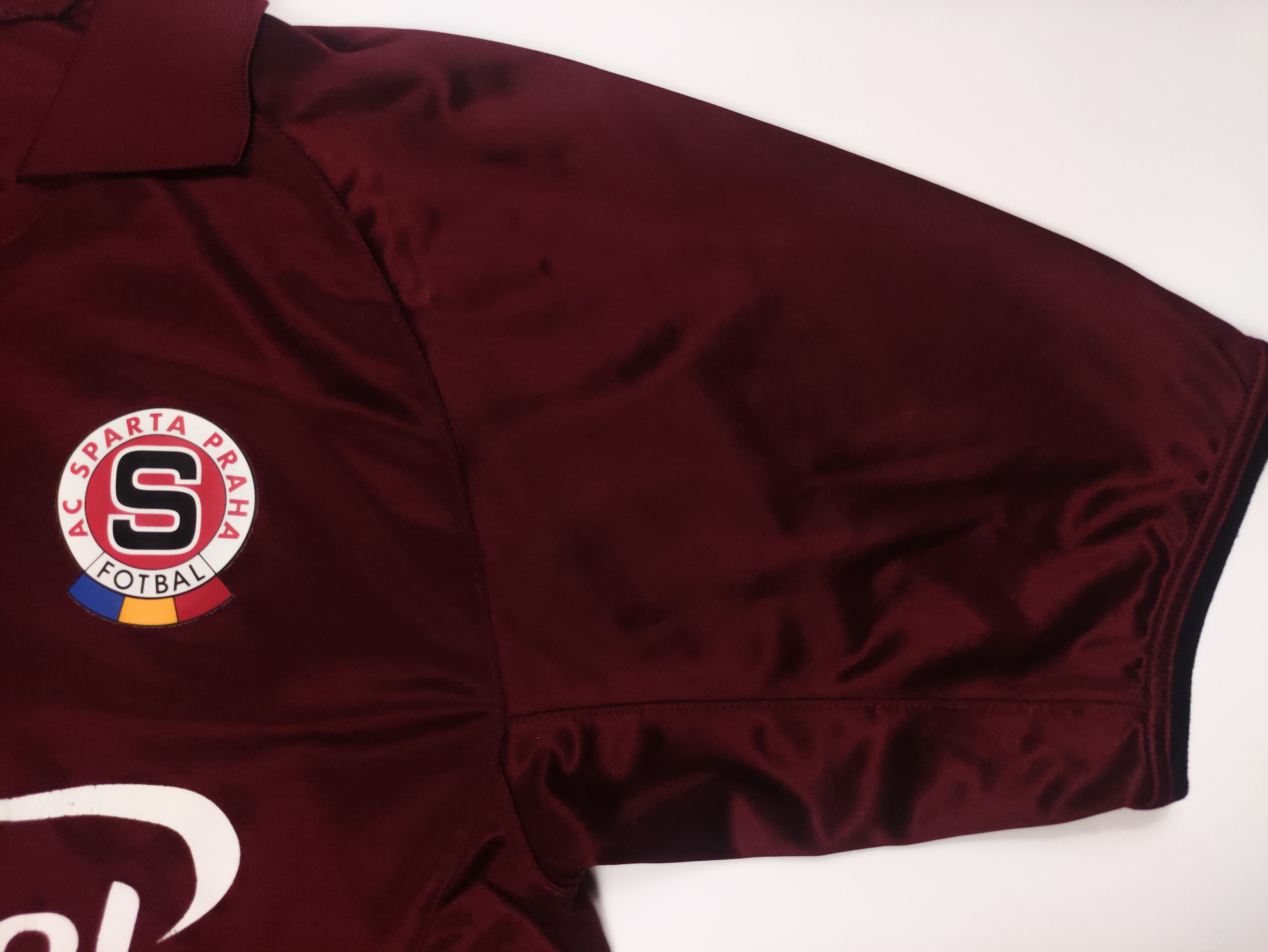 Nike Sparta Prague 2004 2005 Nike Home Shirt Kit Jersey Praha Size US S / EU 44-46 / 1 - 7 Thumbnail
