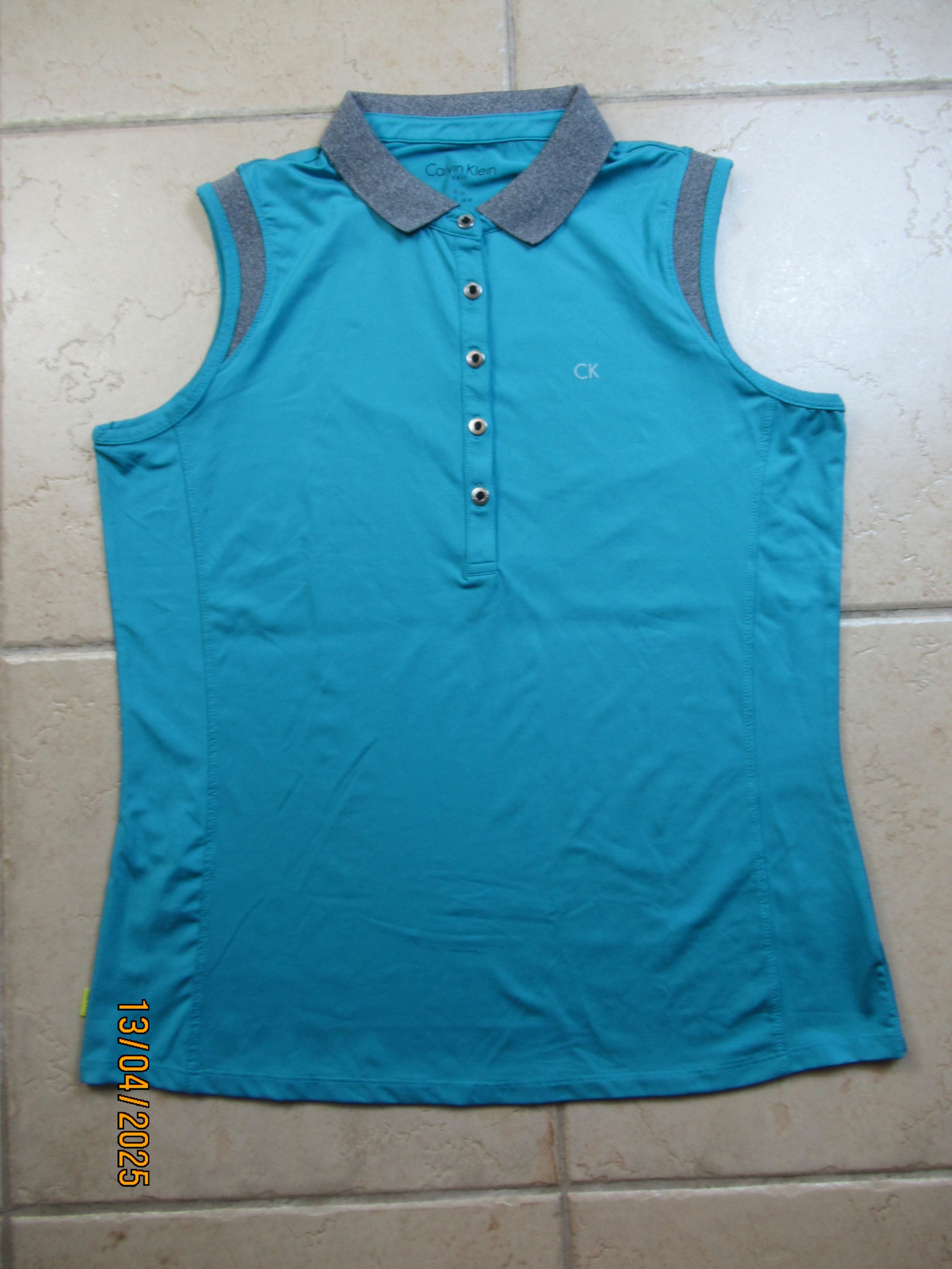 Calvin Klein Calvin Klein Golf sleeveless shirt Size L / US 10 / IT 46 - 1 Thumbnail